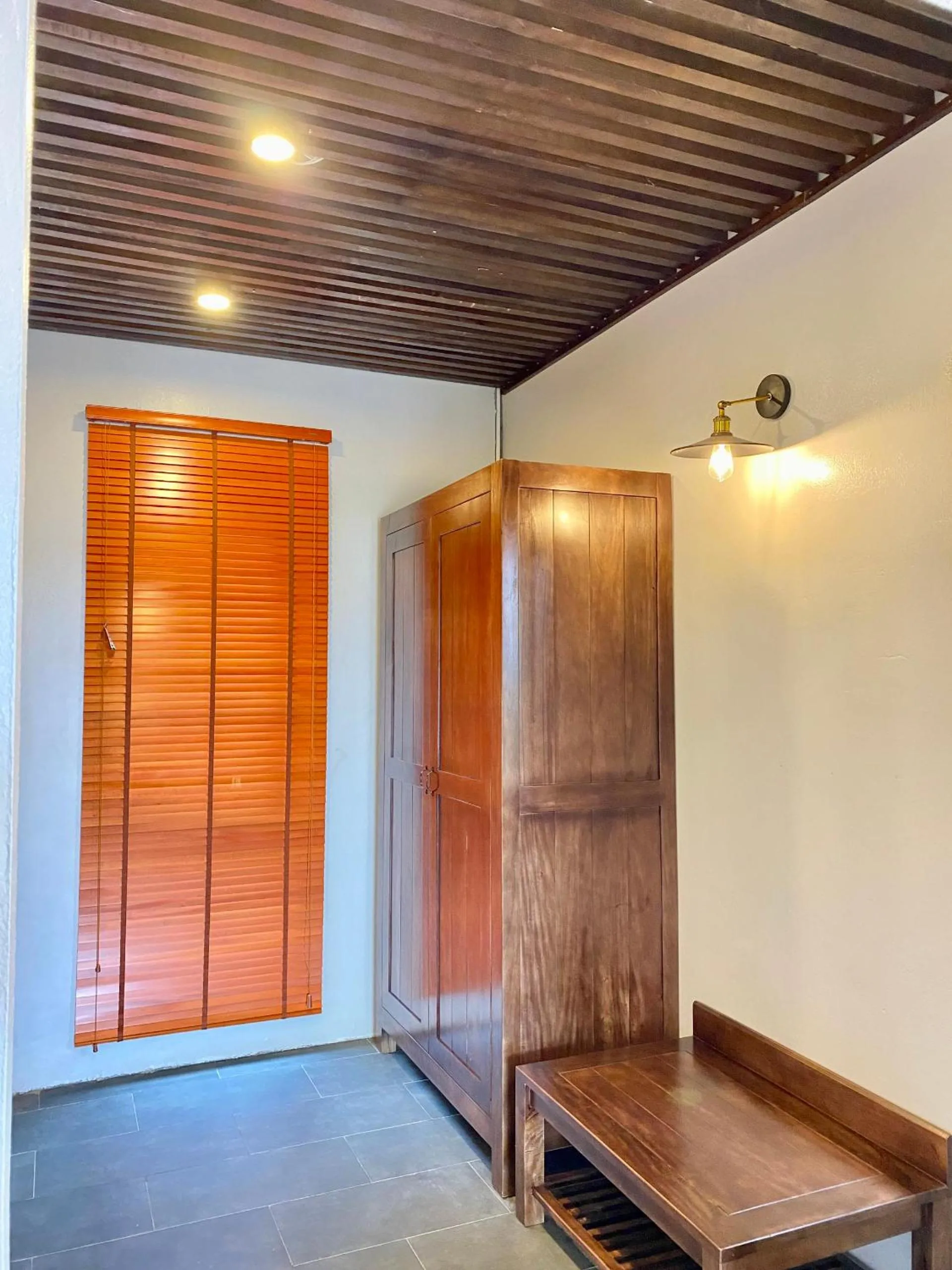 wardrobe in PU LUONG BOCBANDI RETREAT