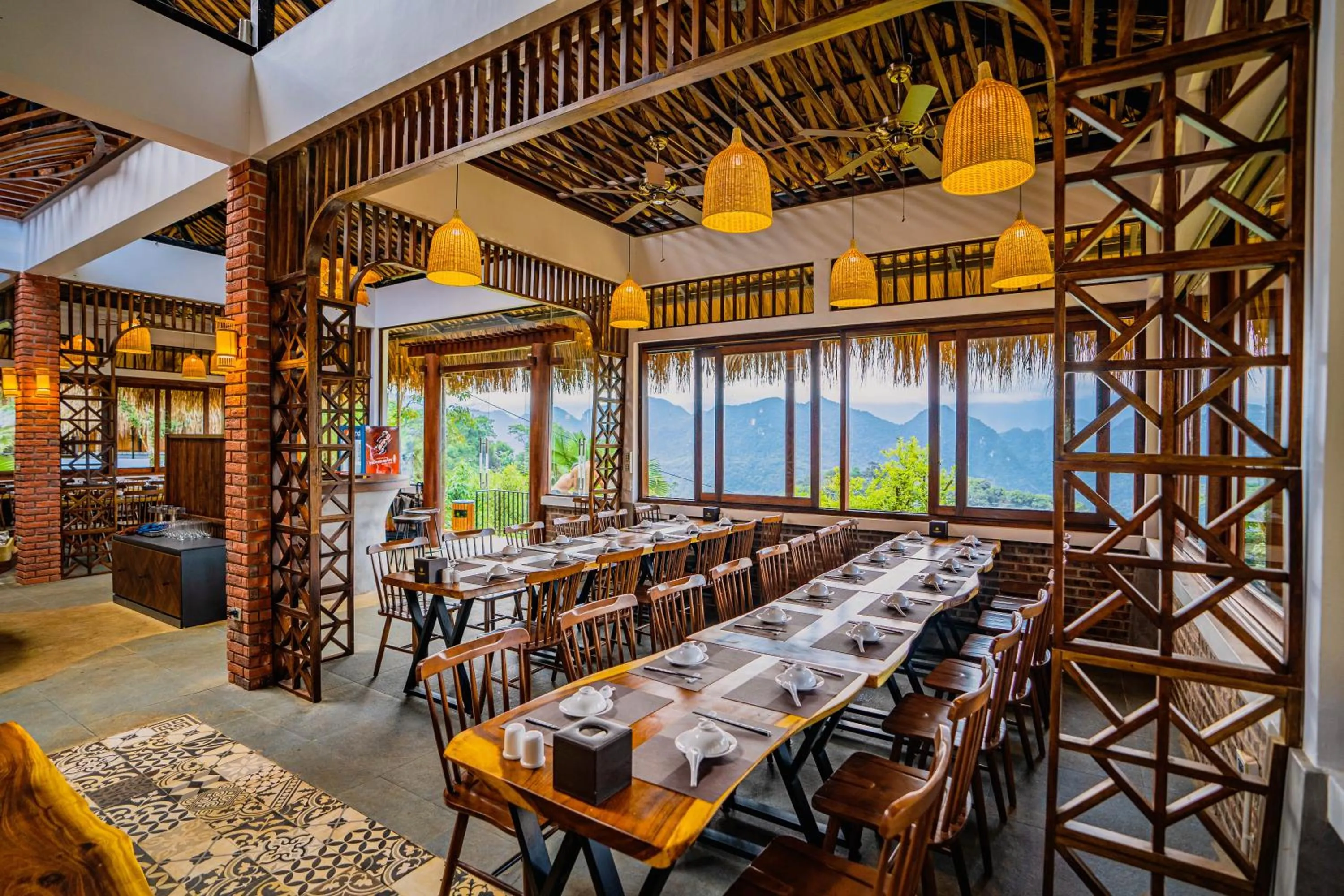 Restaurant/places to eat in PU LUONG BOCBANDI RETREAT