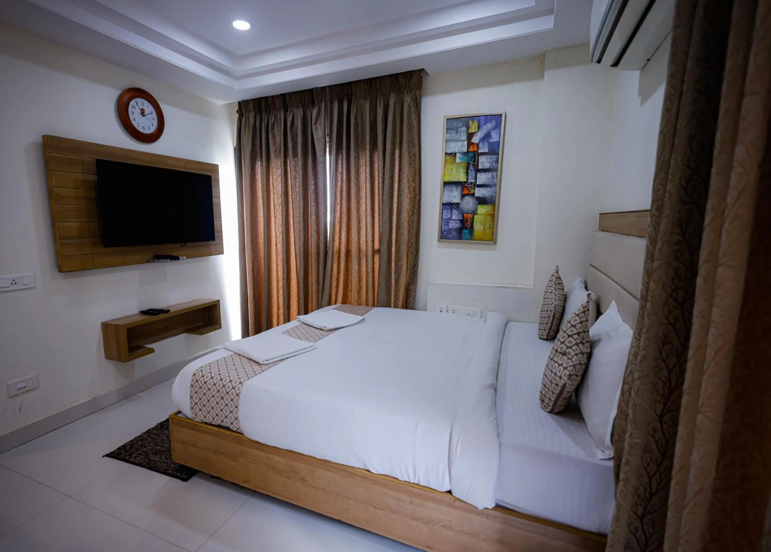 Bed in M Square Hotel