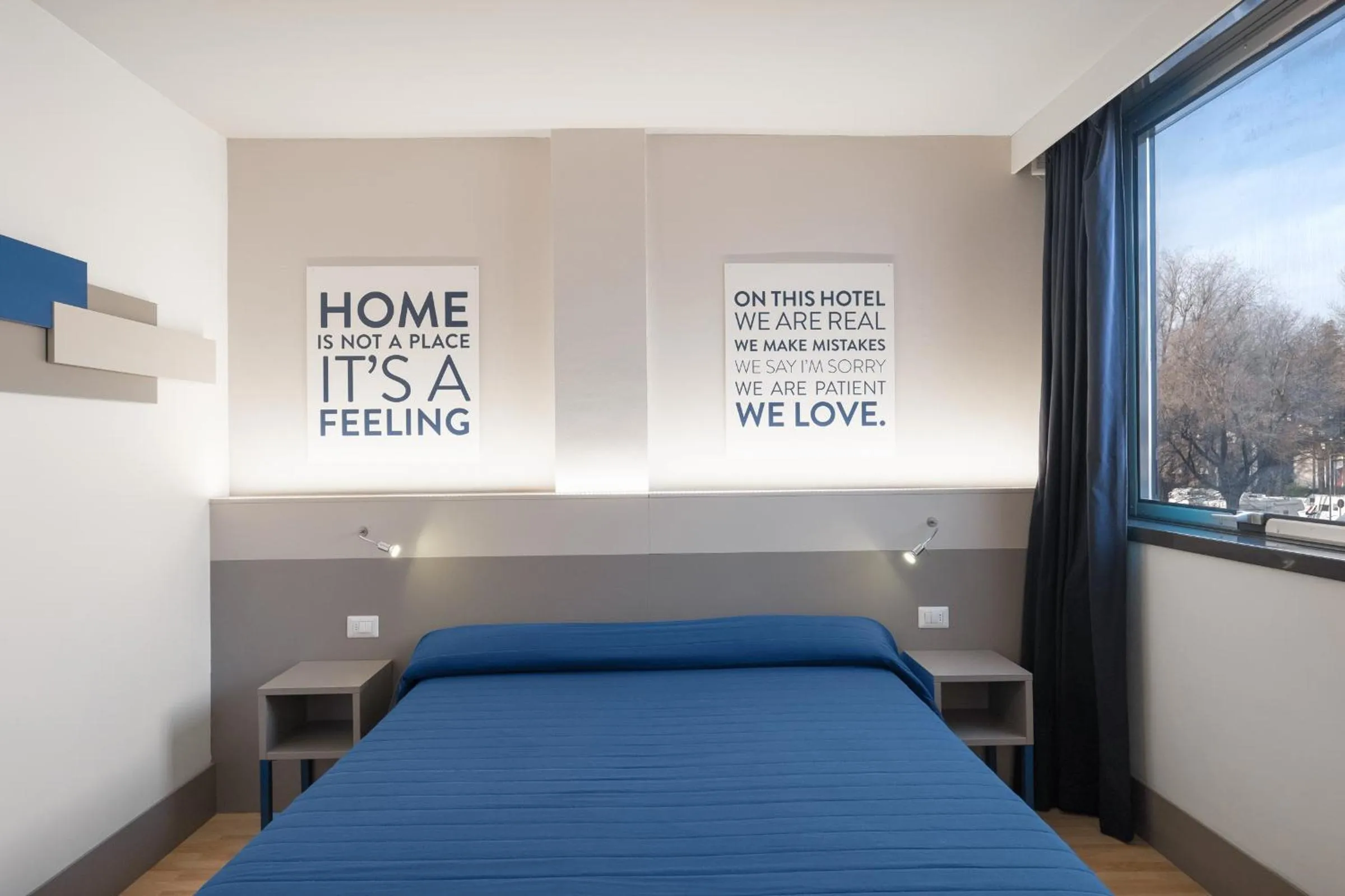 Photo of the whole room, Bed in Hotel Martini