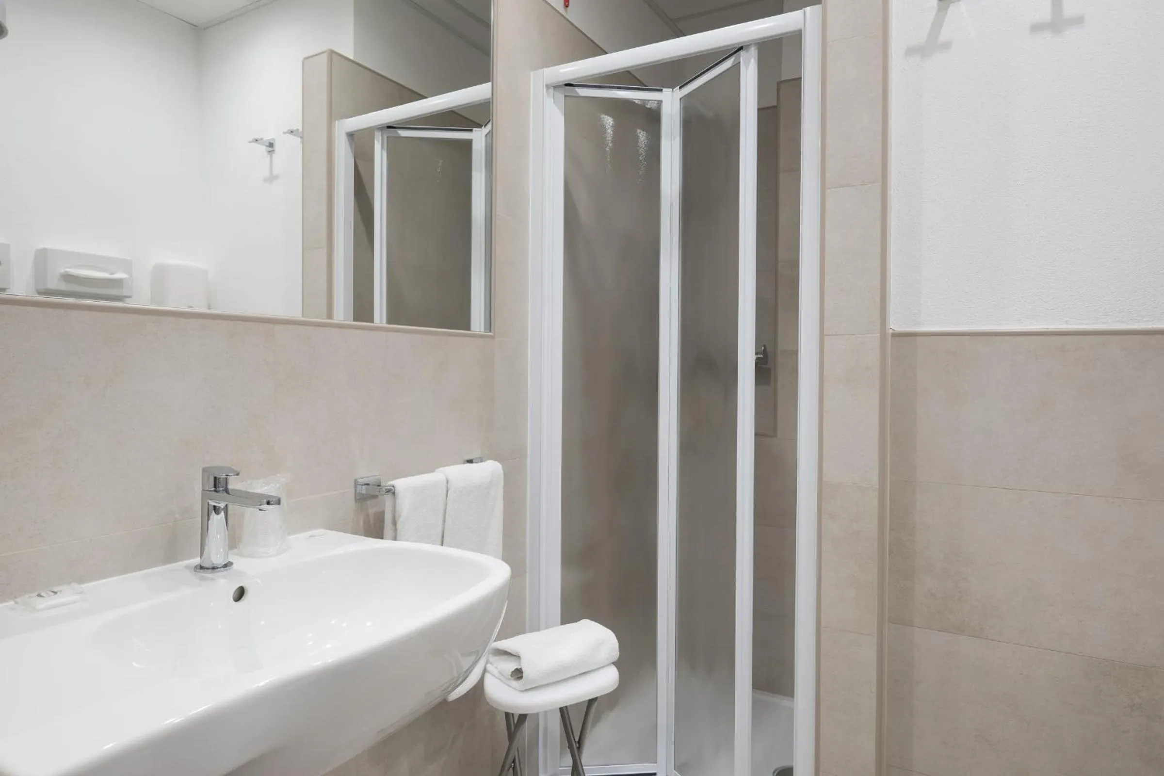 Bathroom in Hotel Martini