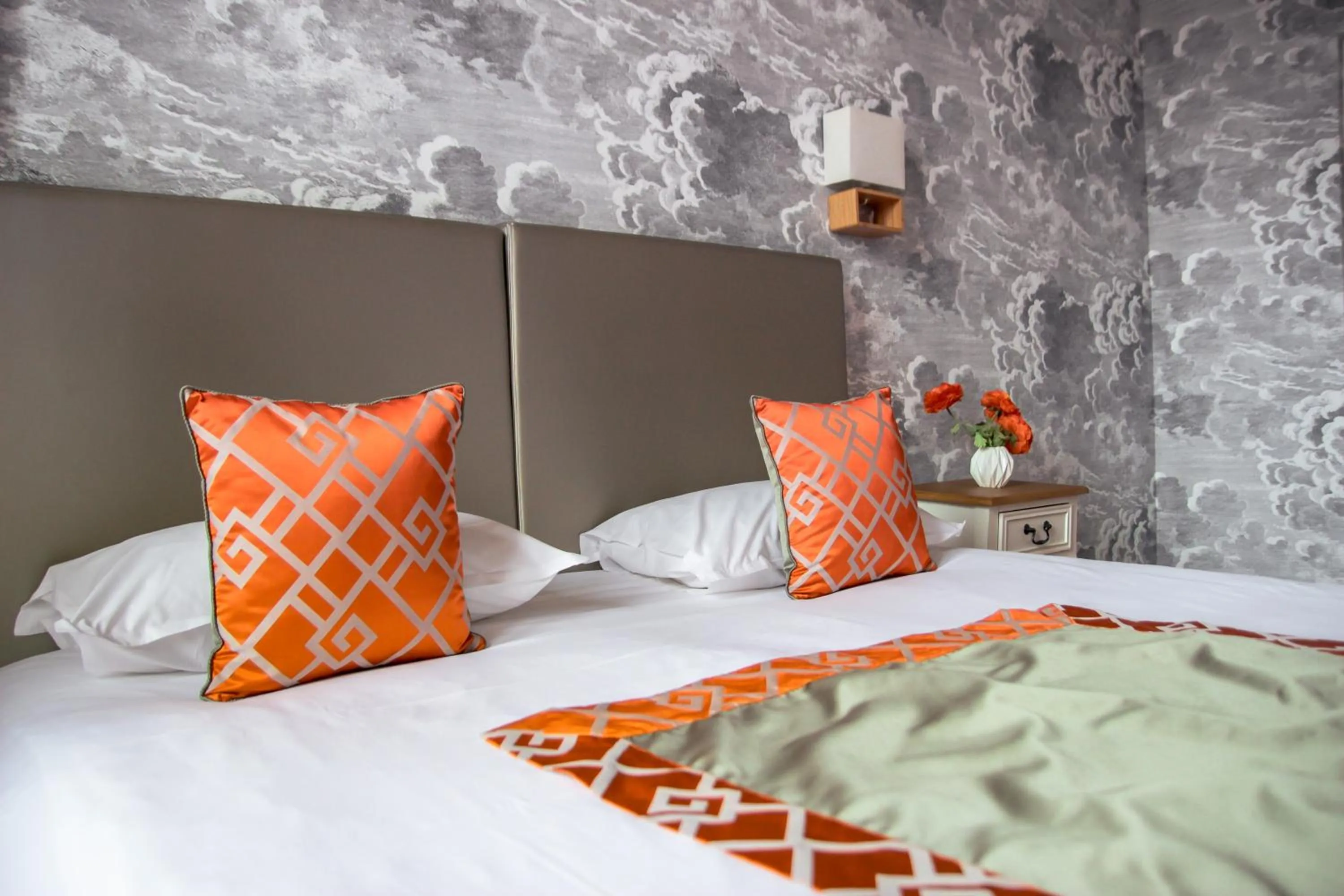 Bedroom, Bed in Hôtel Le Petit Périer