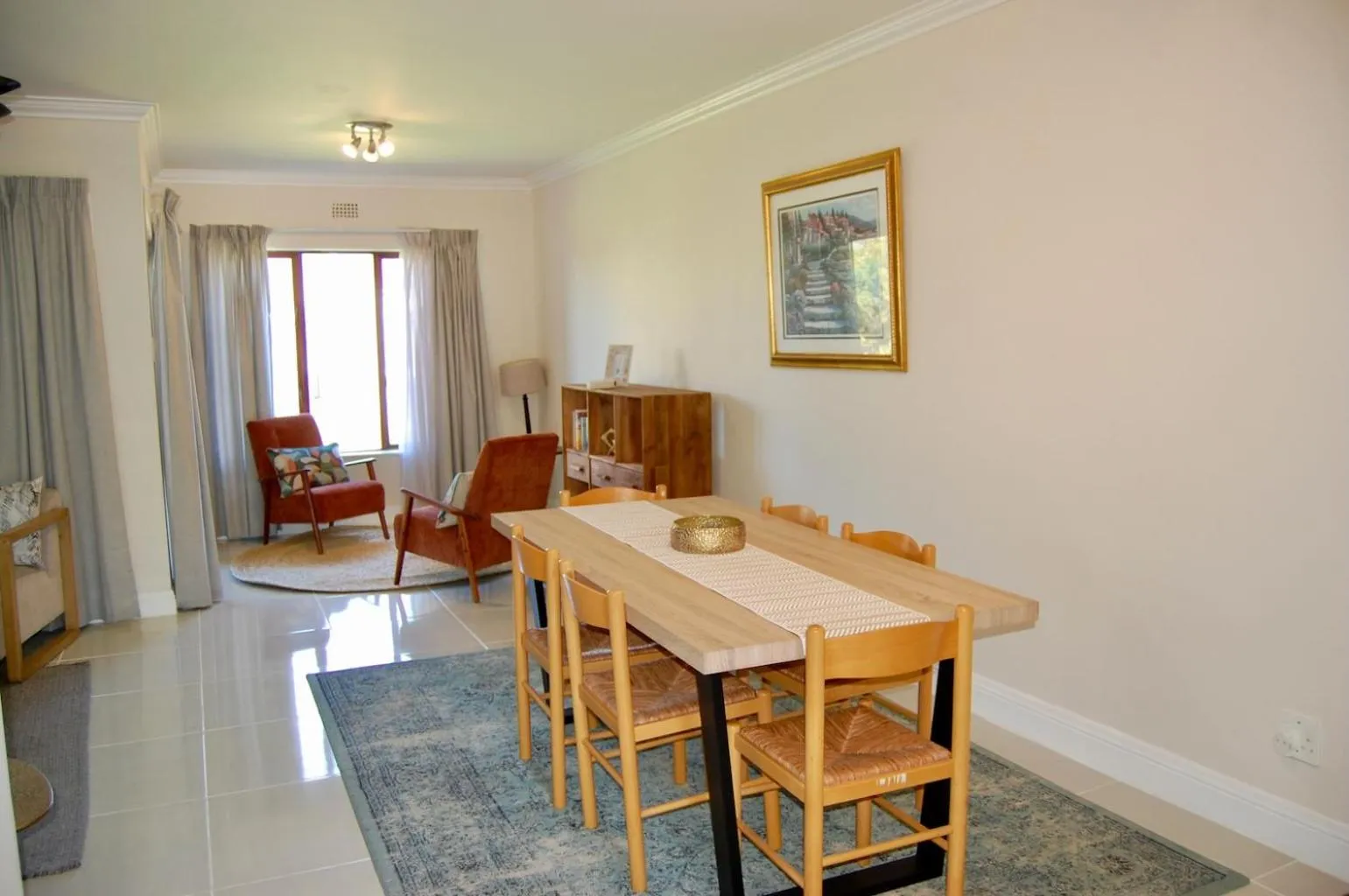 Dining area in Castleton Self-Catering Accommodation