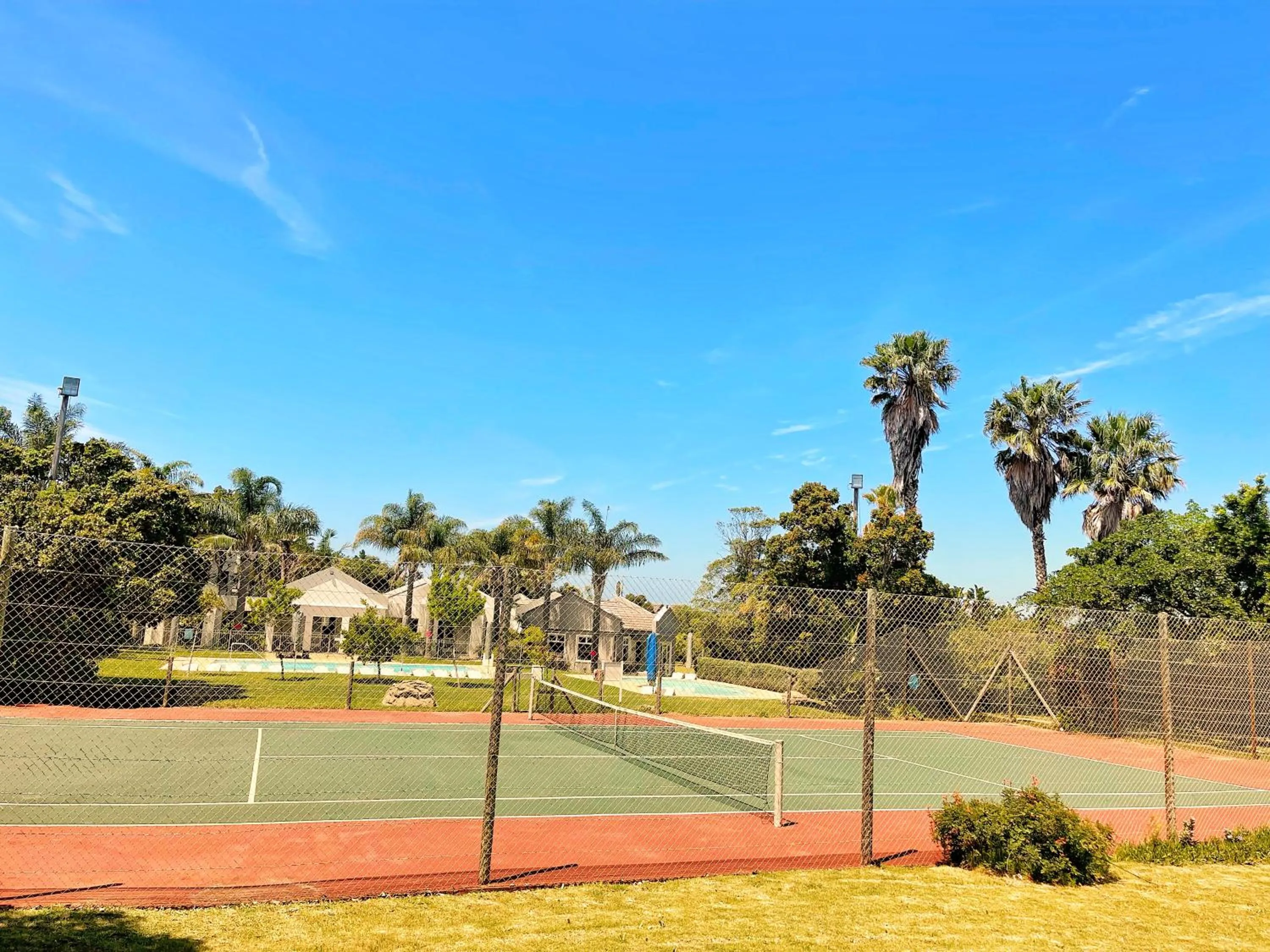Tennis court in Castleton Self-Catering Accommodation