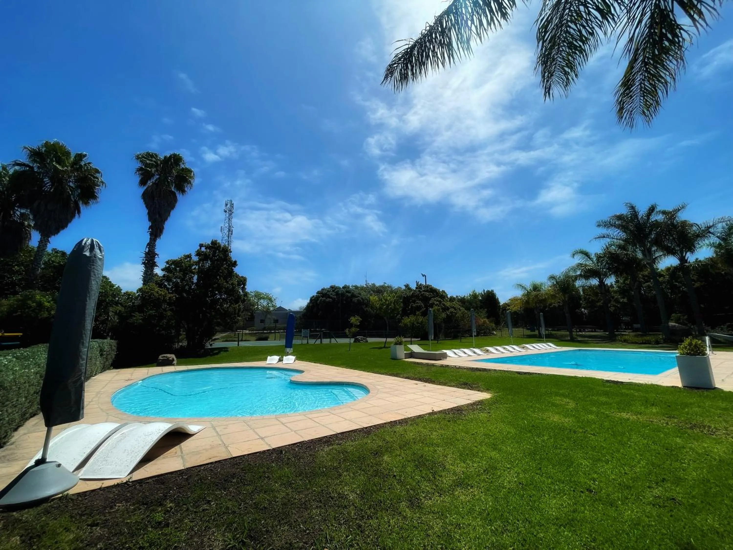 Swimming pool in Castleton Self-Catering Accommodation