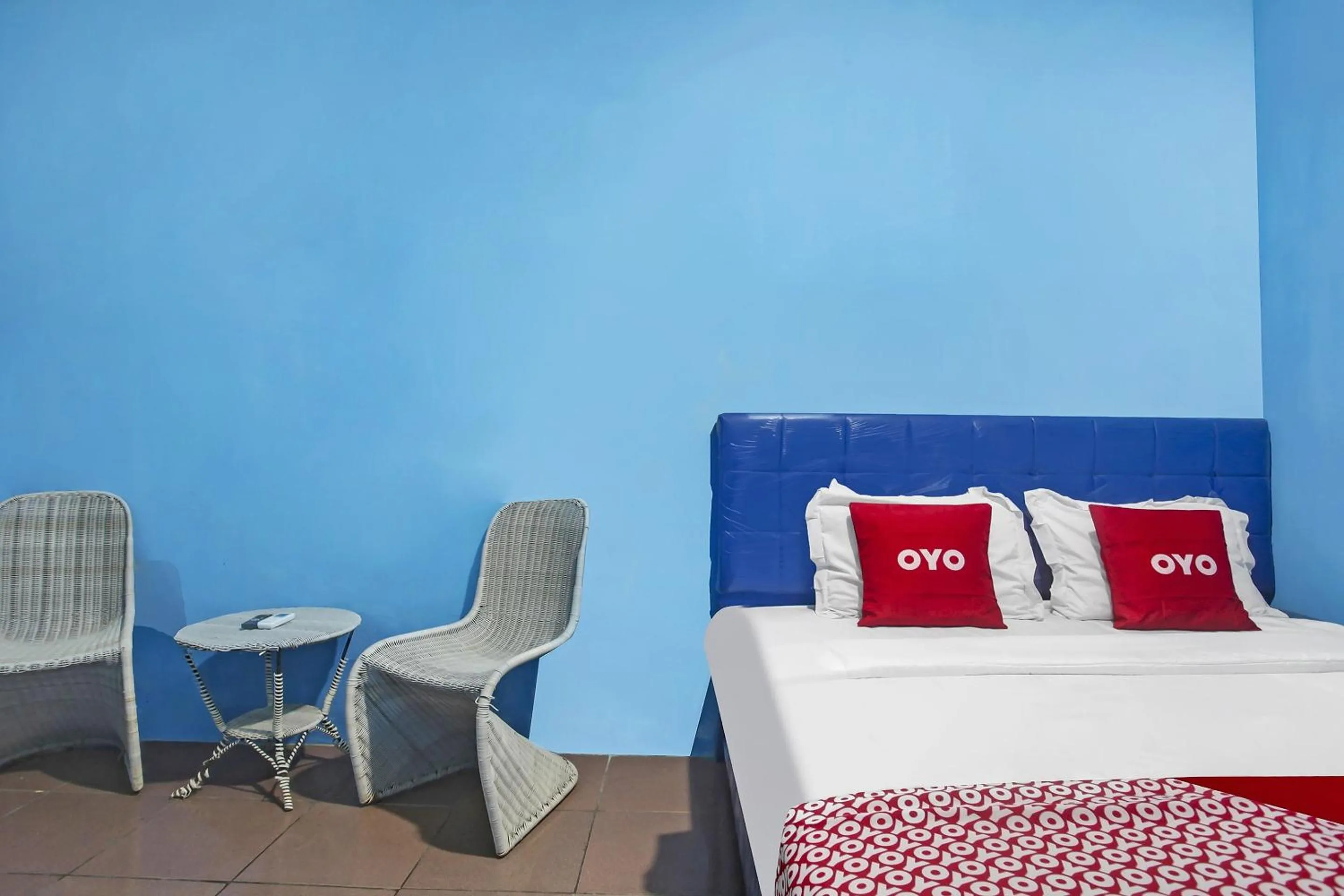 Bedroom, Bed in Hotel O Cottage Putra Mutun Beach