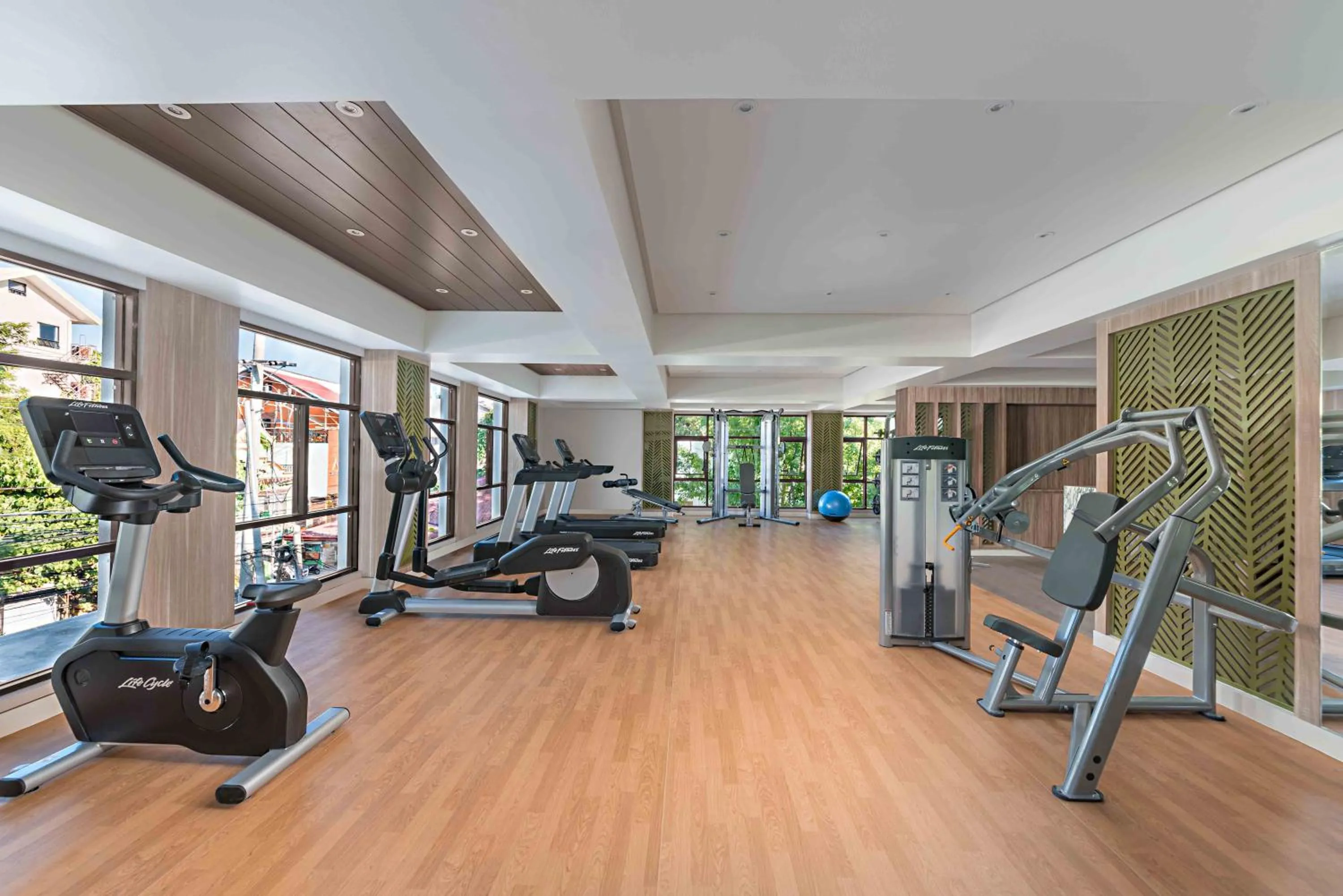 Fitness centre/facilities in Henann Park Resort