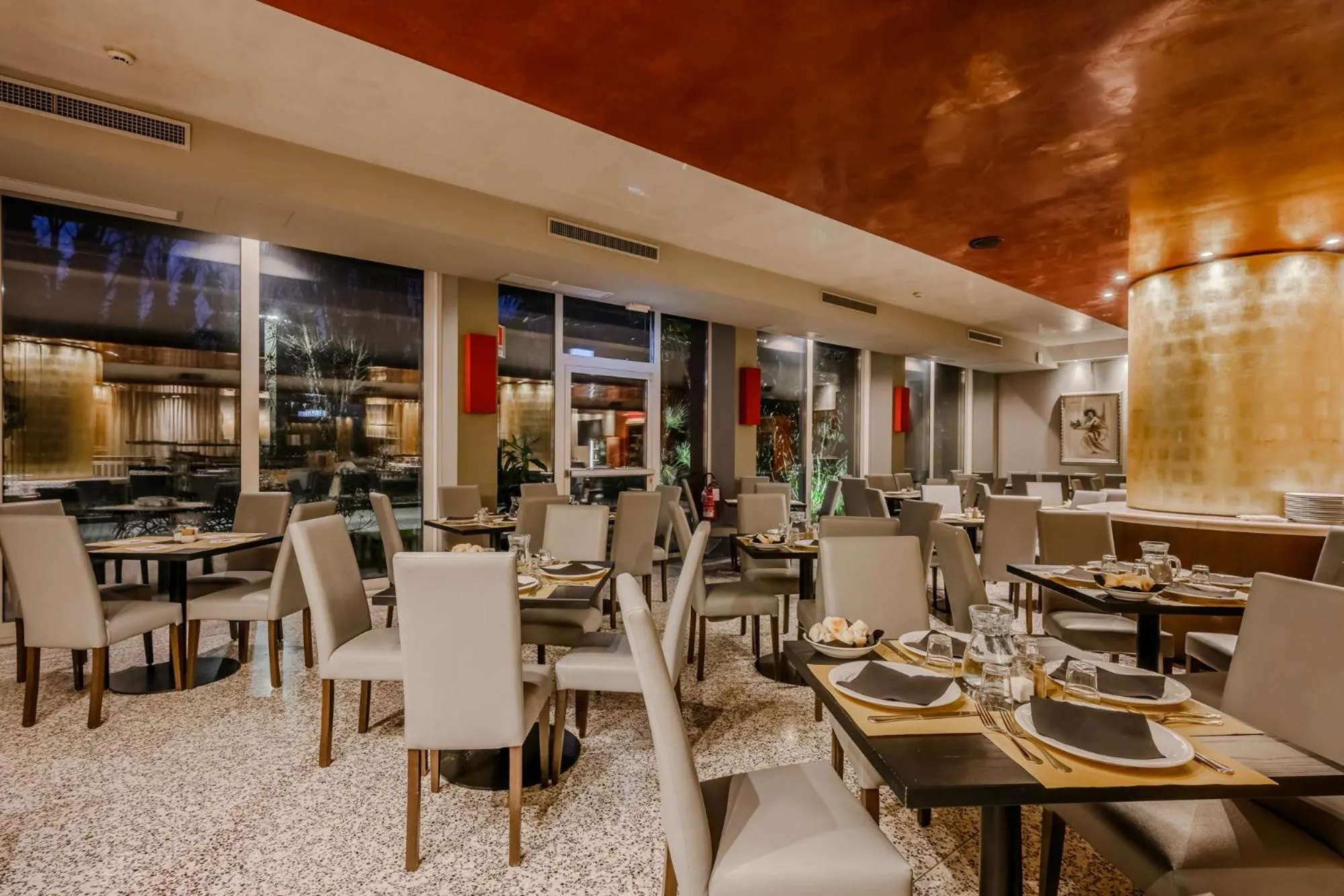 Restaurant/places to eat in Antony Hotel - Venice Airport