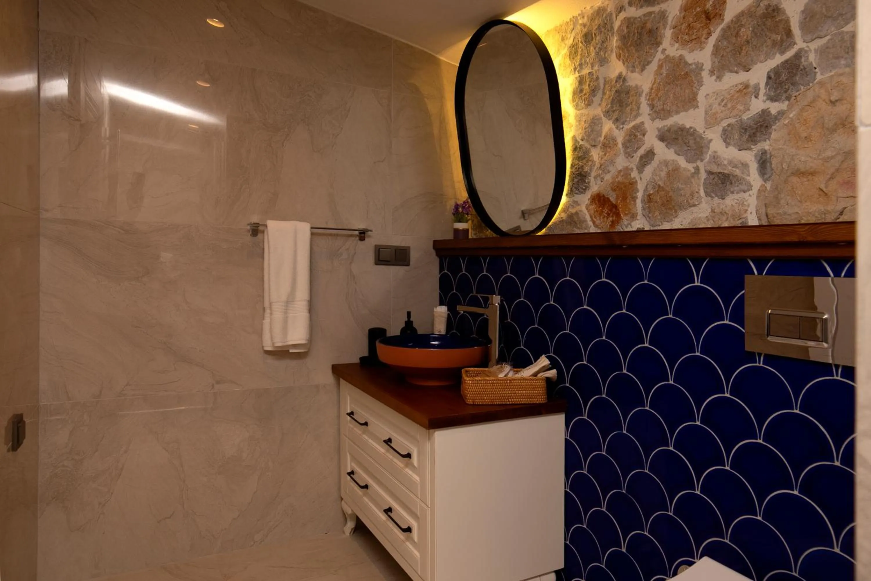 Toilet in Kaya Villas Exclusive