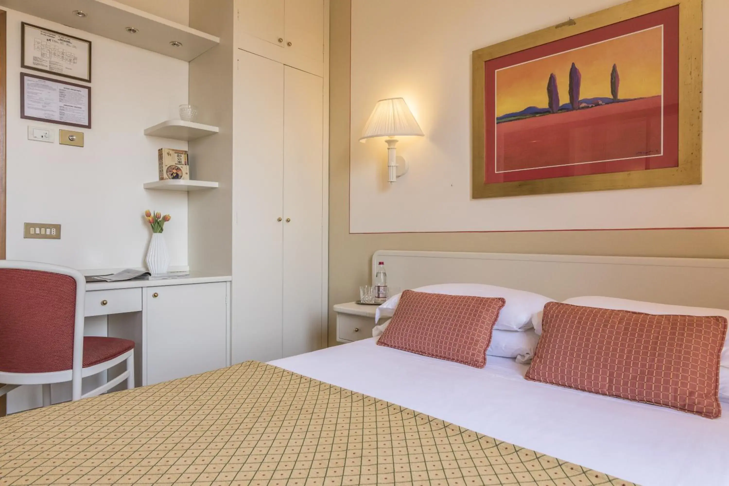 Economy Double Room in Relais Santa Chiara Hotel - Tuscany Charme Economy Double Room in Relais Santa Chiara Hotel - Tuscany Charme