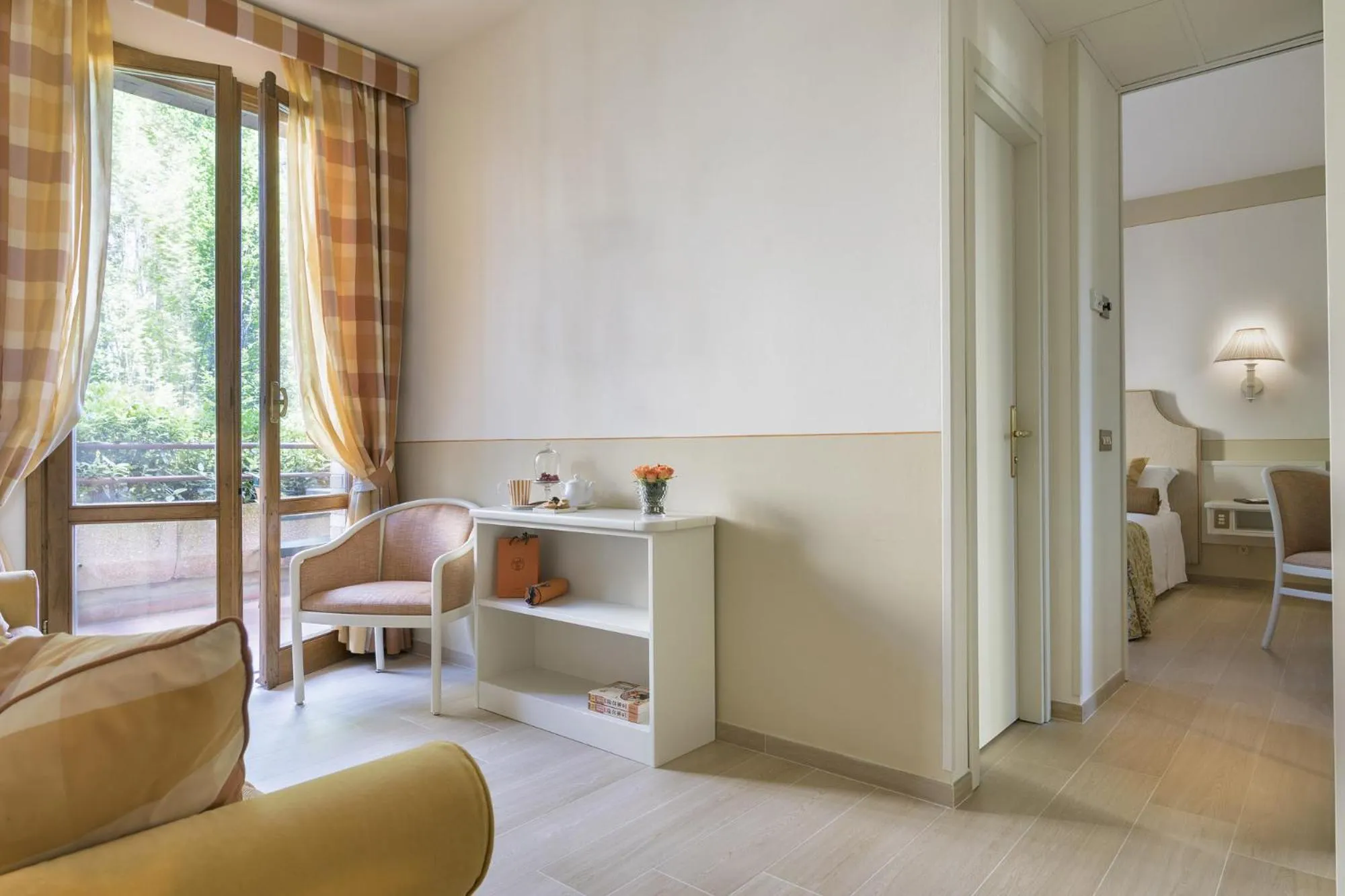 Photo of the whole room in Relais Santa Chiara Hotel - Tuscany Charme