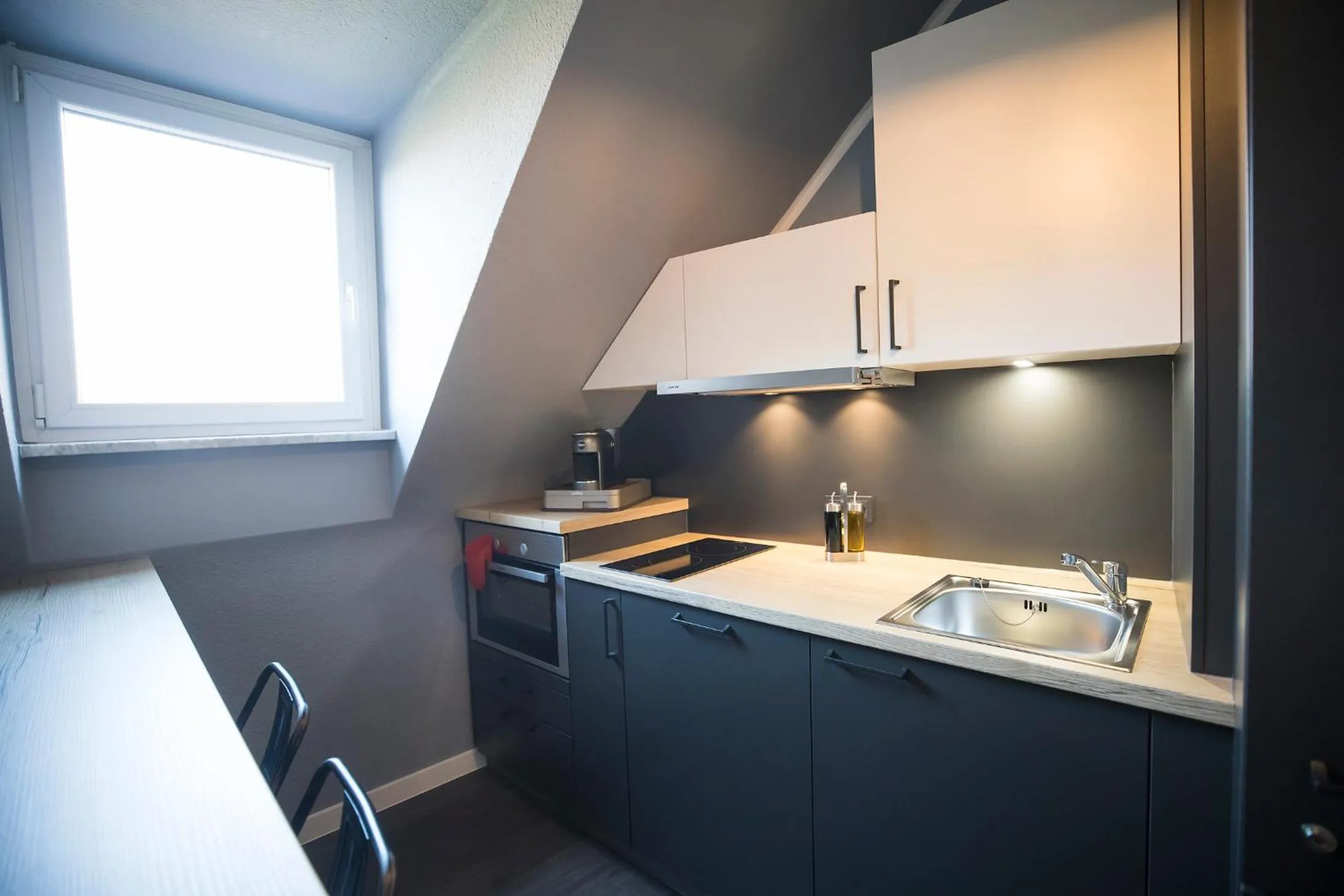 Kitchen or kitchenette in Riverview Apartments by dasPaul