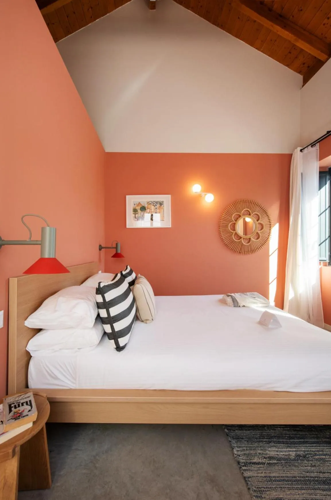 Bed in Casa Rosa Villa with Pool in Olhao Centre