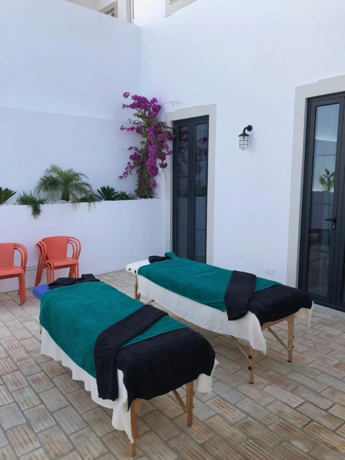 Spa and wellness centre/facilities in Casa Rosa Villa with Pool in Olhao Centre