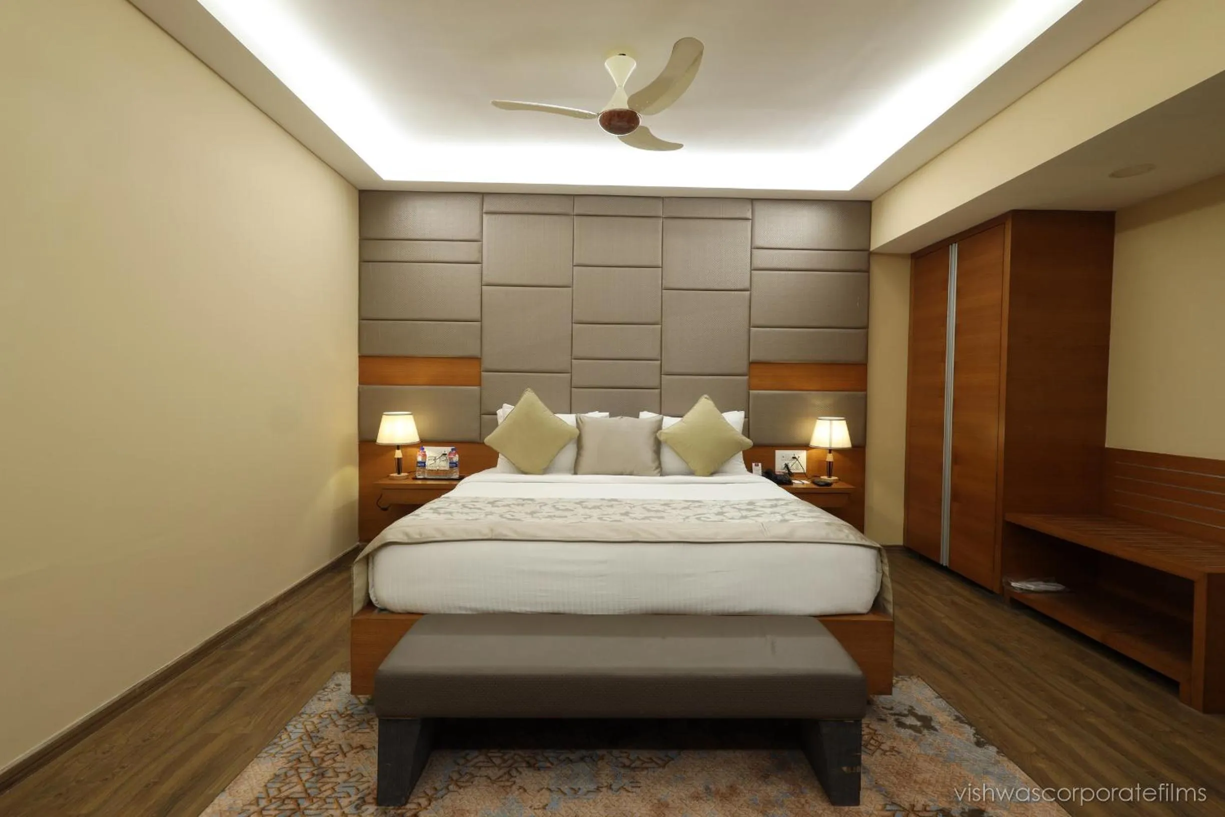 Bed in Rang Lords Inn Bharuch