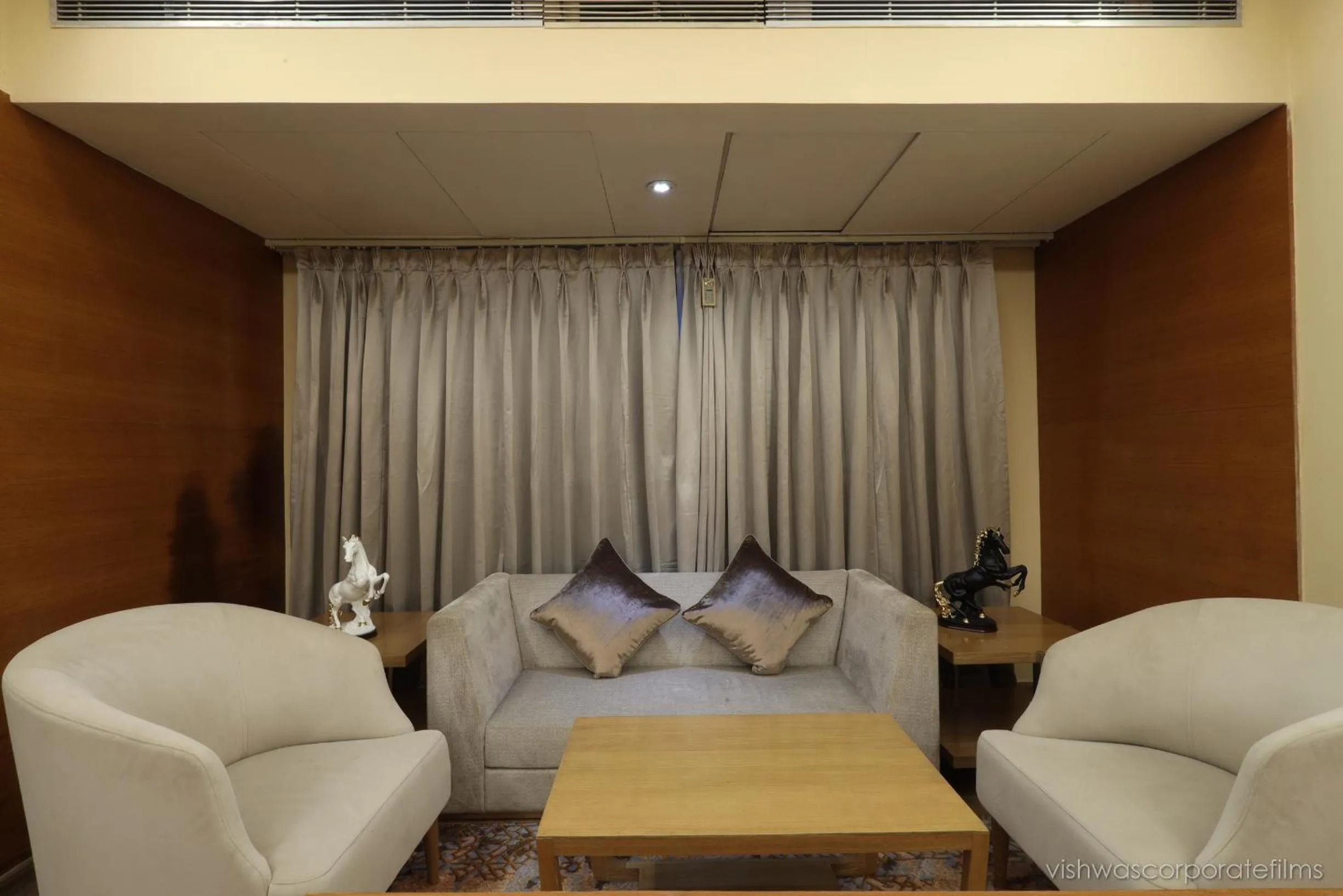 Seating area in Rang Lords Inn Bharuch