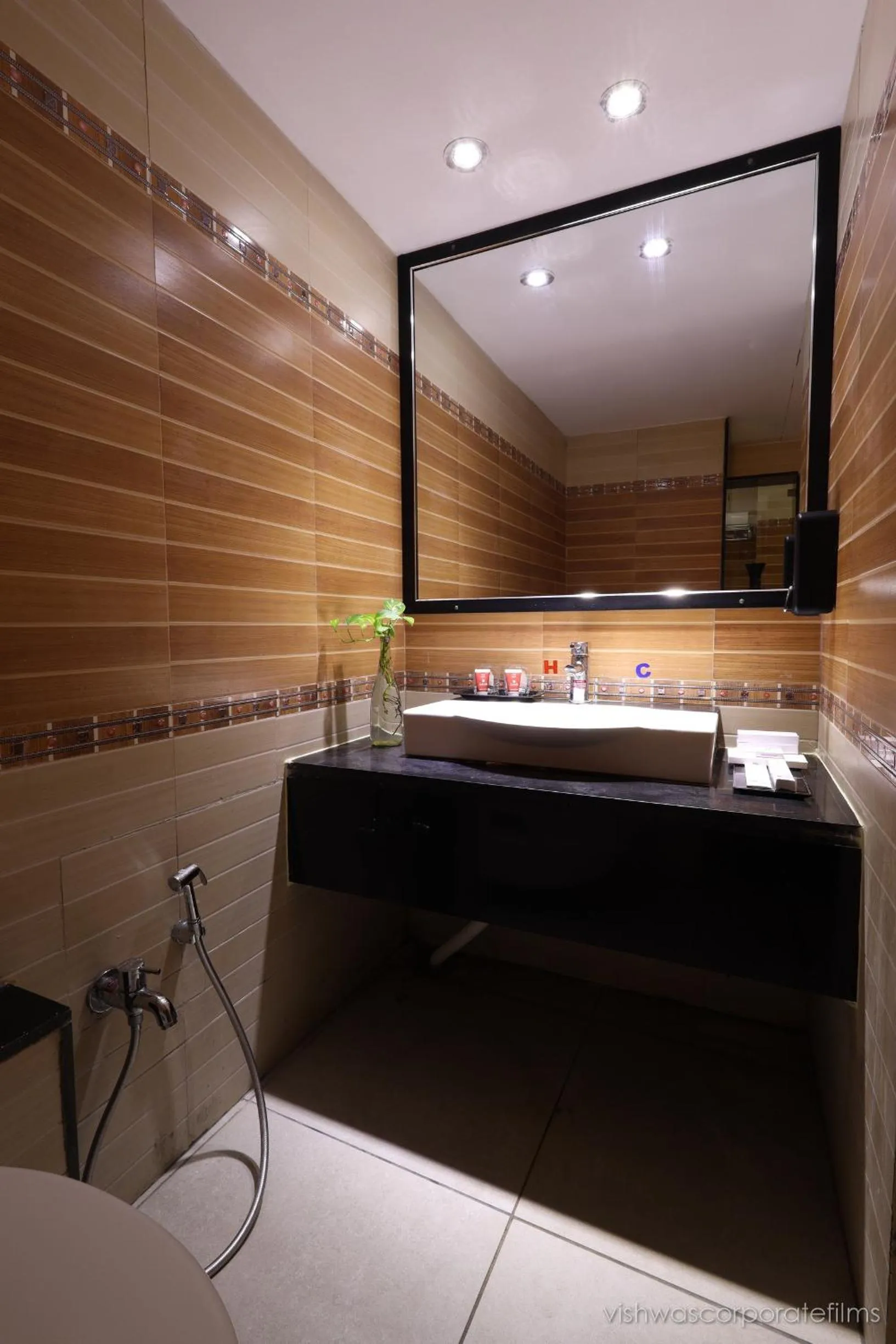 Bathroom in Rang Lords Inn Bharuch