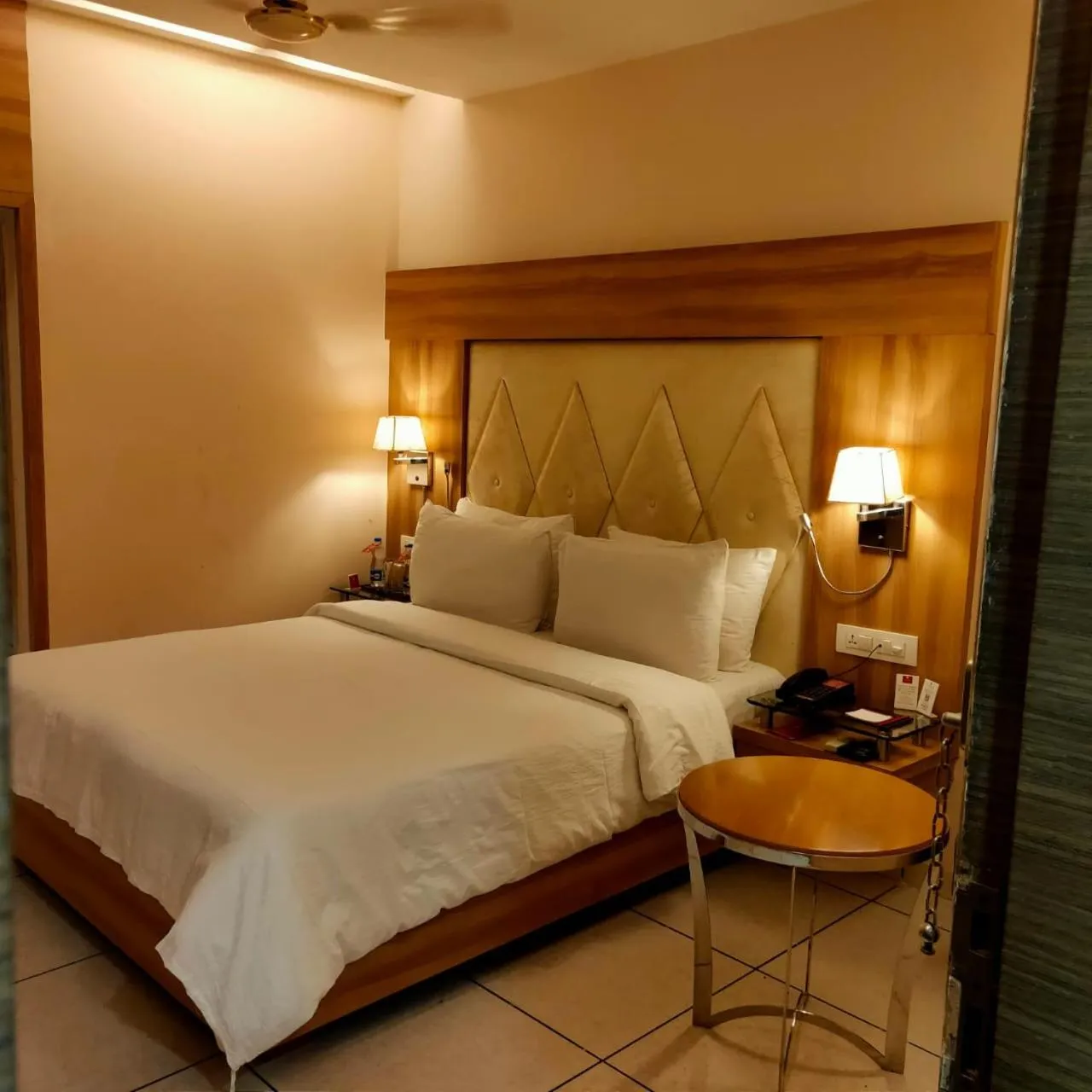 Bedroom, Bed in Rang Lords Inn Bharuch