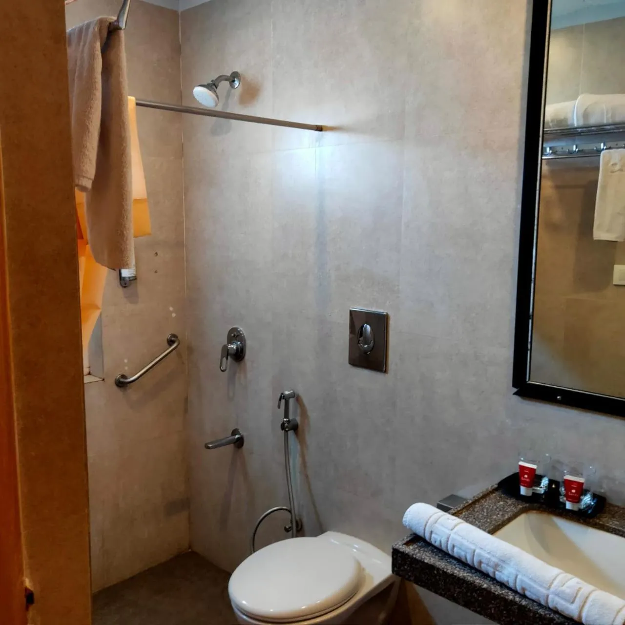 Shower in Rang Lords Inn Bharuch