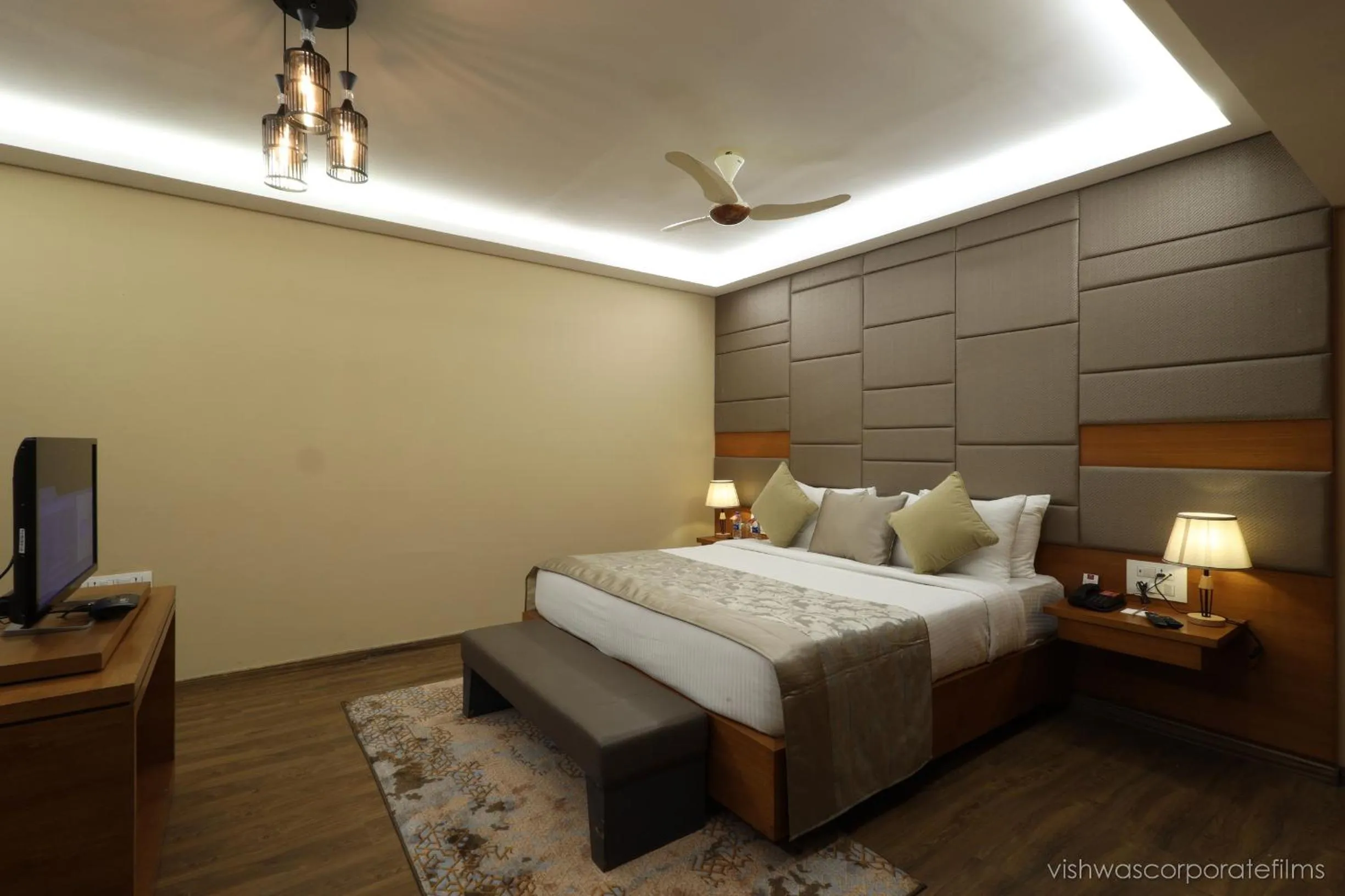 Bedroom, Bed in Rang Lords Inn Bharuch