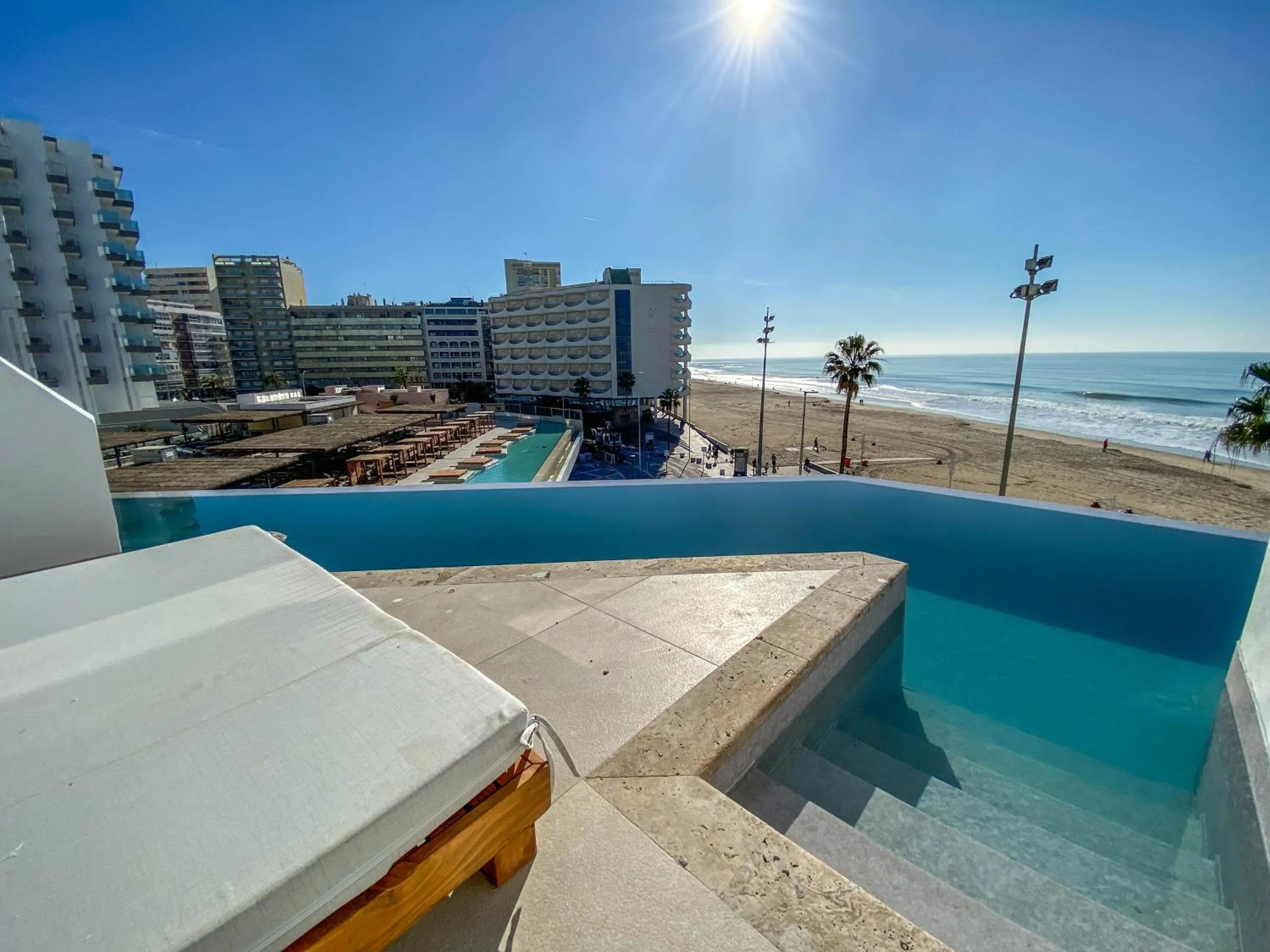 Solarium in Cádiz Bahía by QHotels