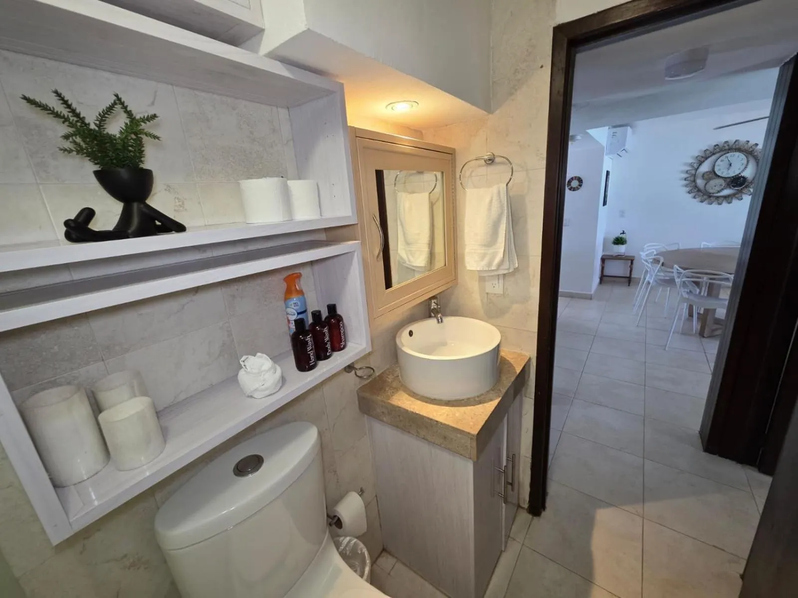 Bathroom in Perfect vacation getaway,Ocean View,Wifi, Beach