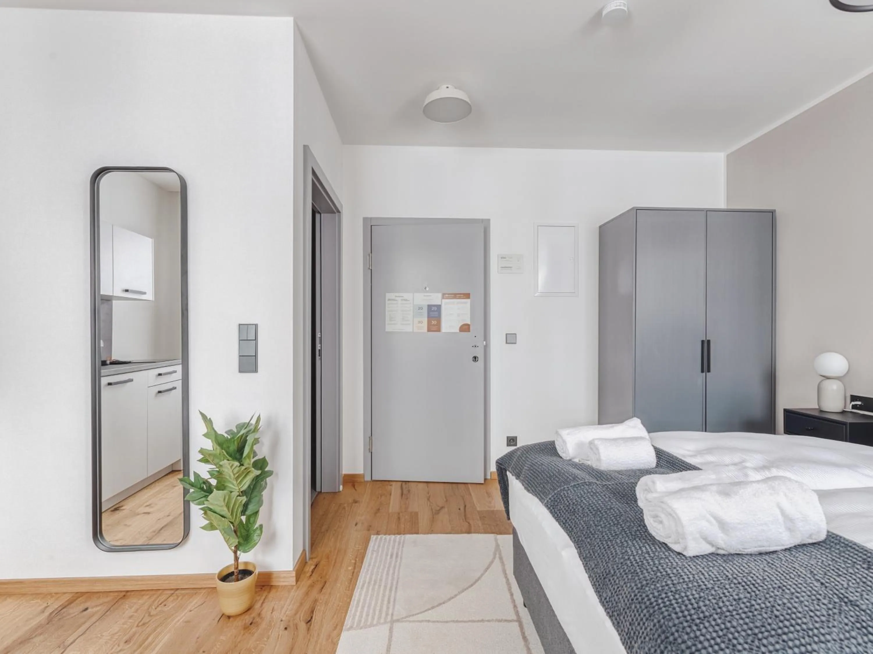 Bed in Limehome Villach Gerbergasse