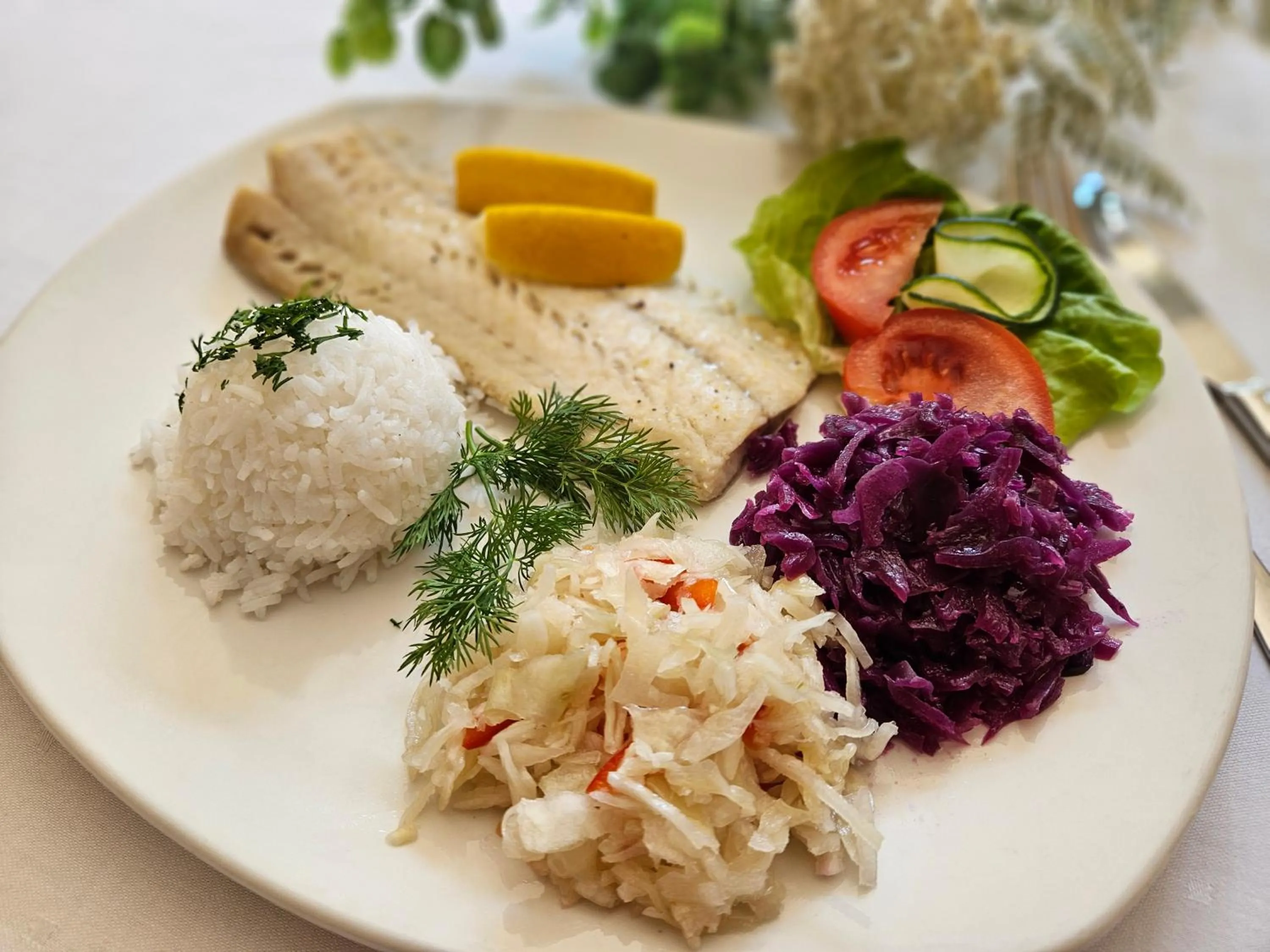 Restaurant/places to eat in Hotel Podium