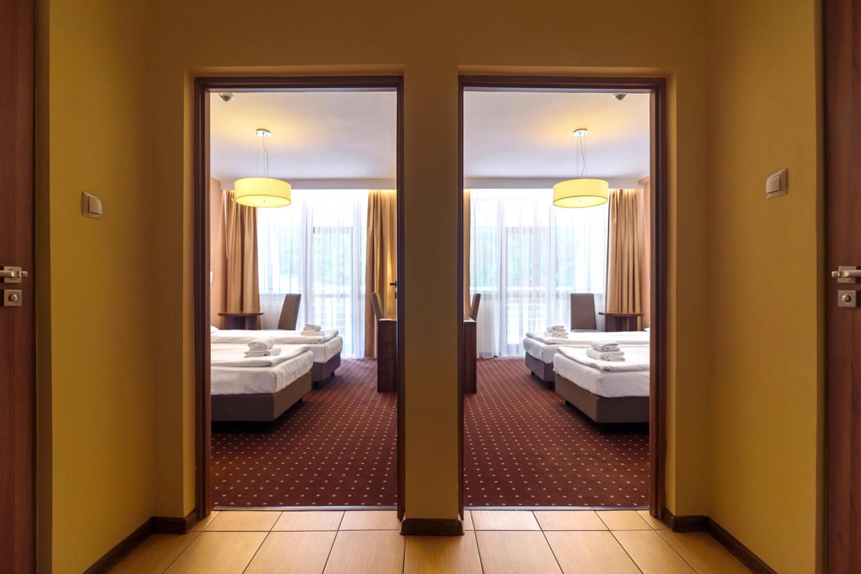 Photo of the whole room, Bed in Hotel Podium