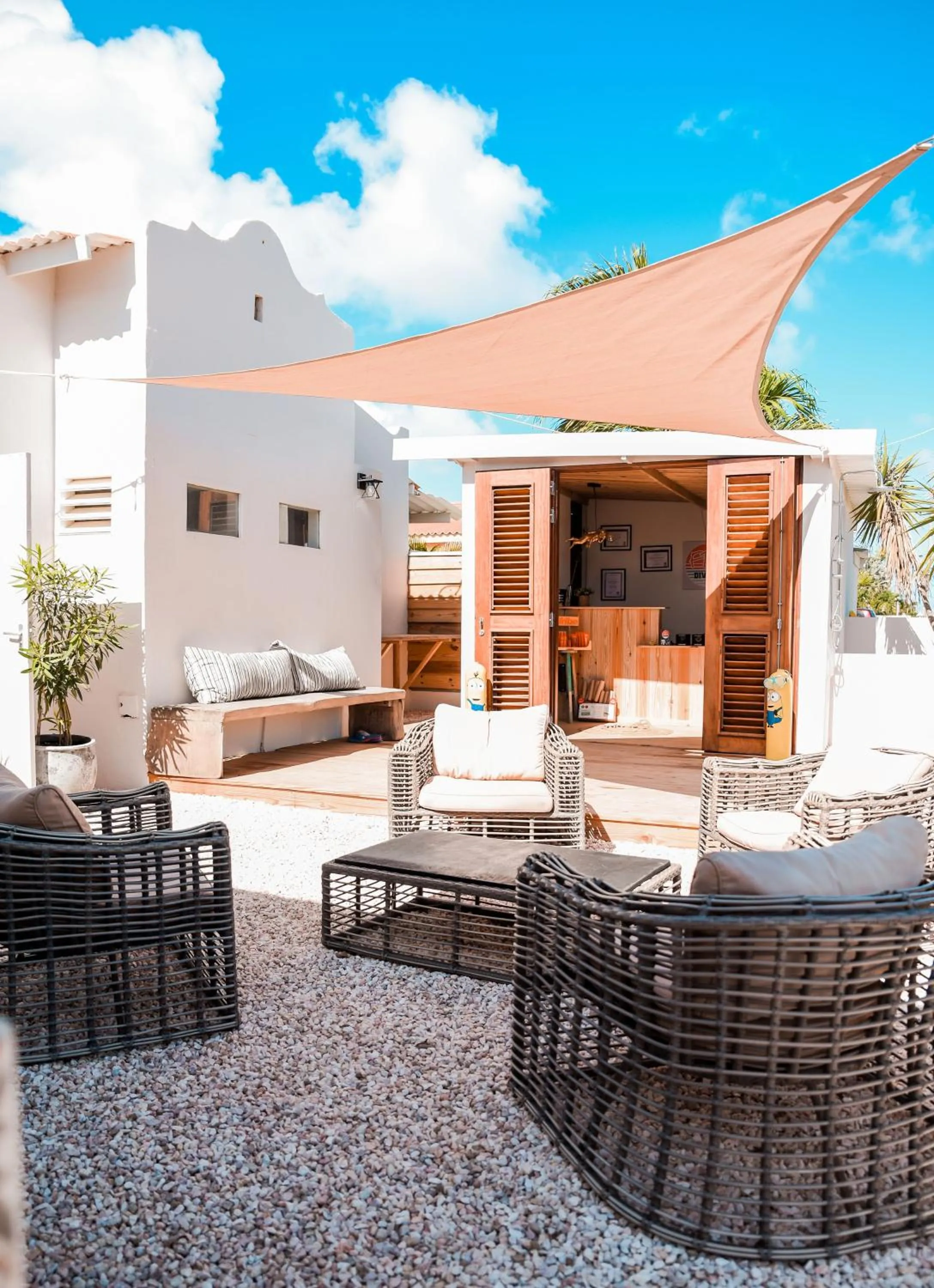 Diving, Swimming Pool in The Hut Bonaire