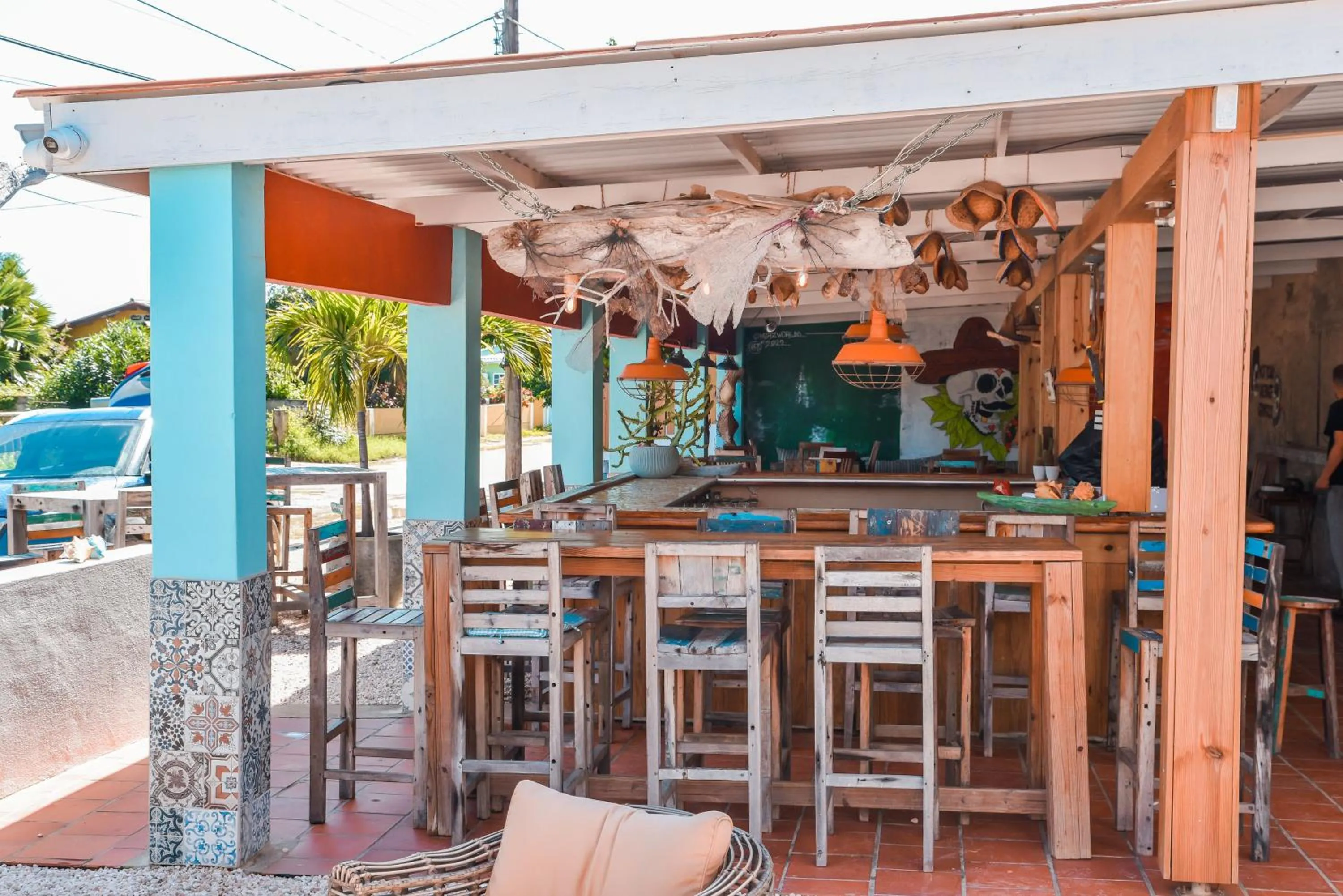 Restaurant/places to eat, Lounge/Bar in The Hut Bonaire
