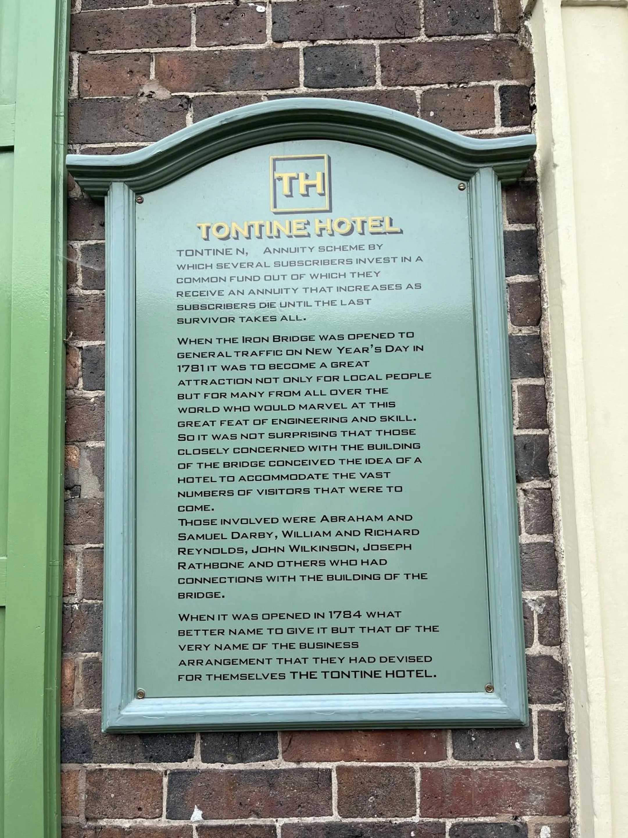 Property building in The Tontine Hotel & Bar