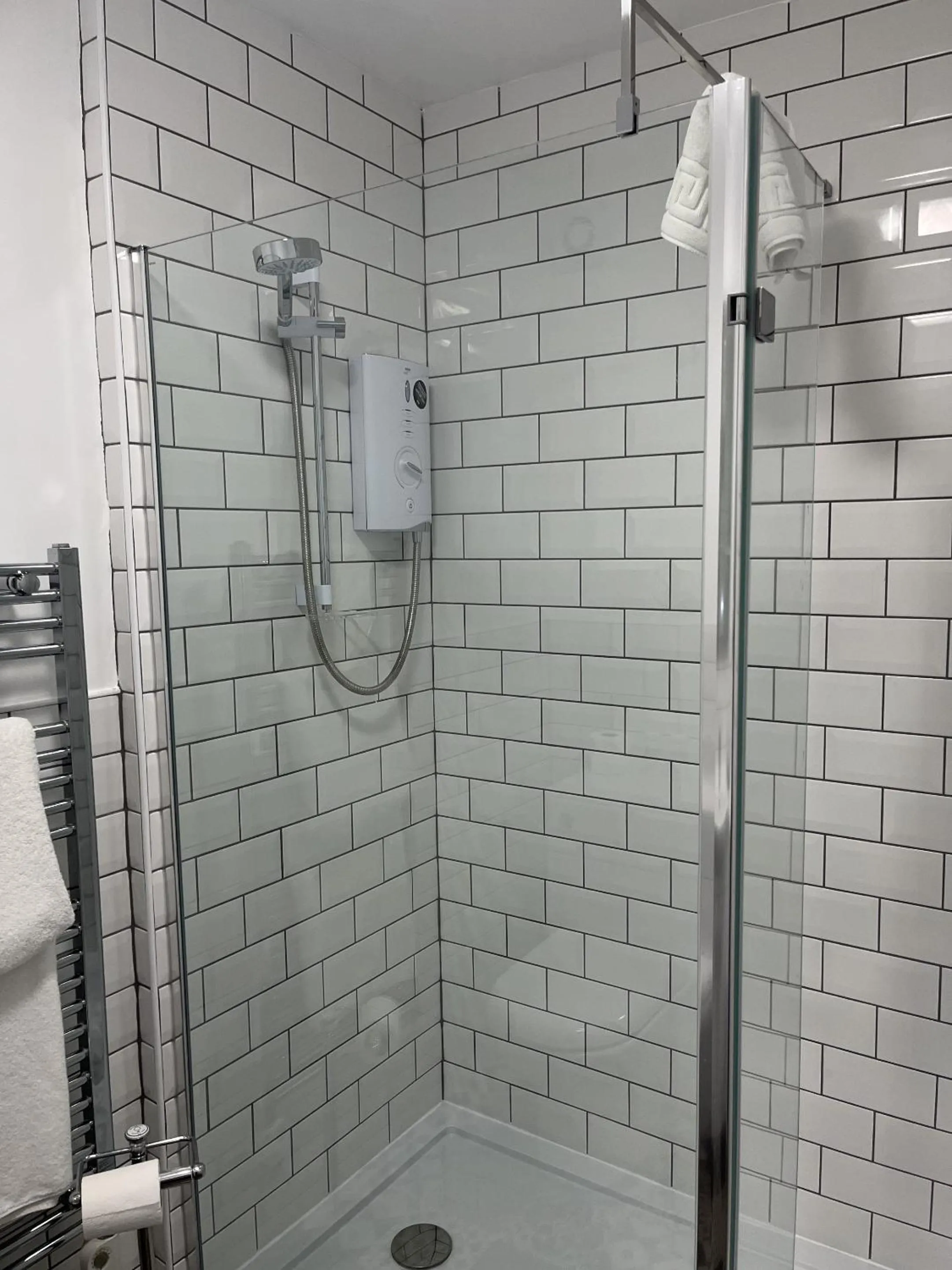 Bathroom in The Tontine Hotel & Bar