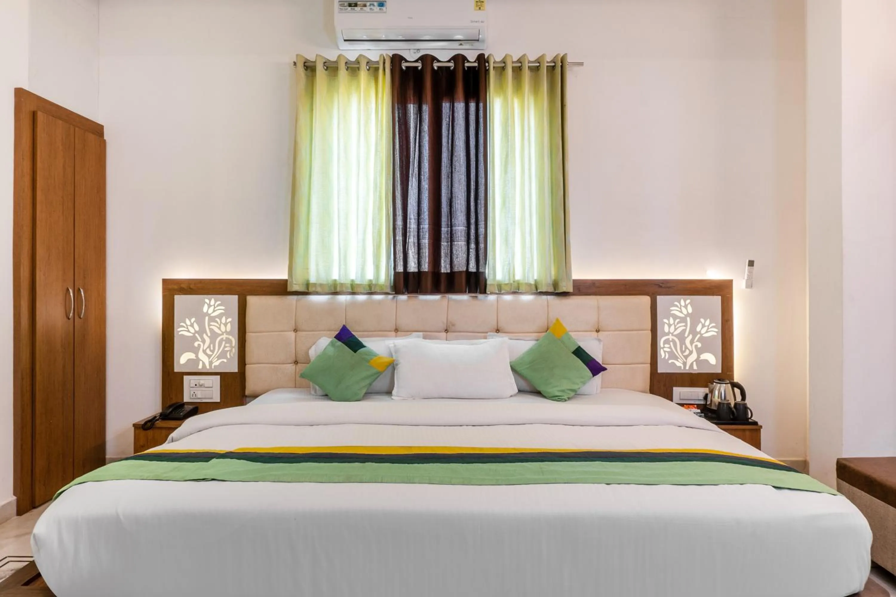 Bedroom, Bed in Treebo The Fresco Lake Pichola