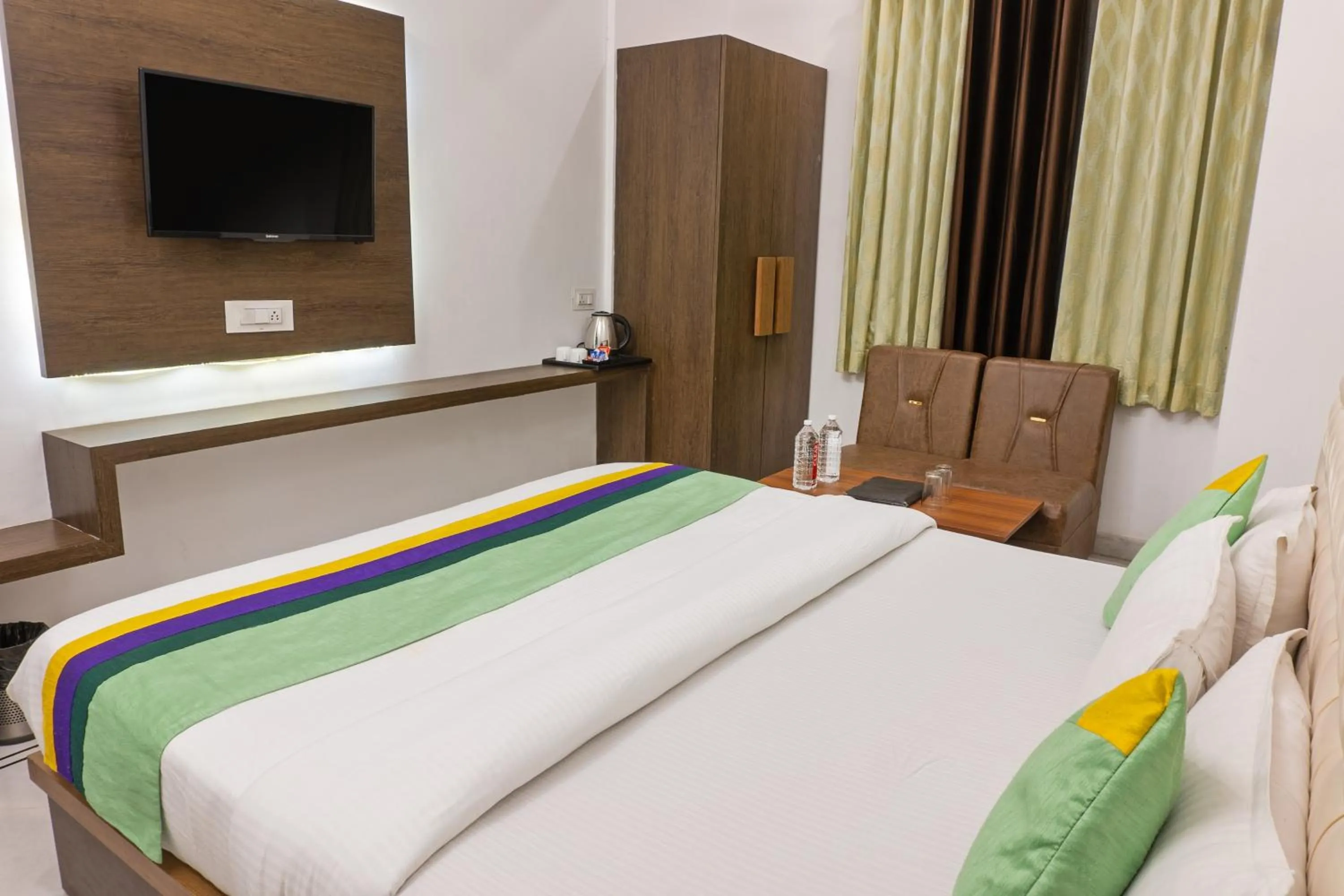 Bedroom, Bed in Treebo The Fresco Lake Pichola