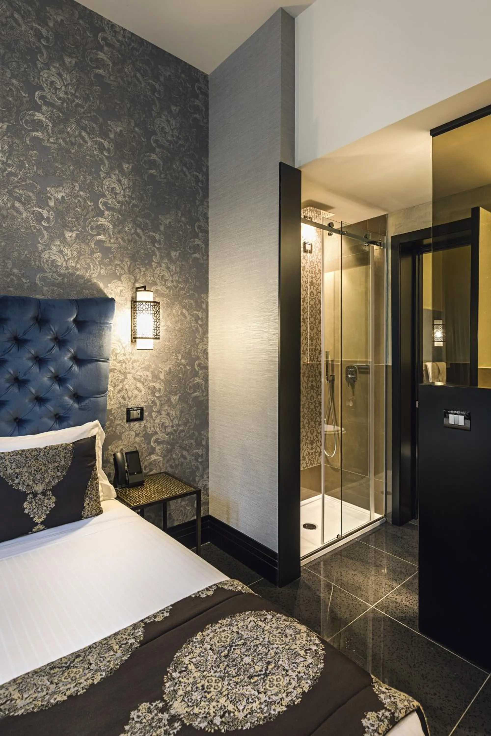 Coffee/tea facilities, Bed in The Venice Times