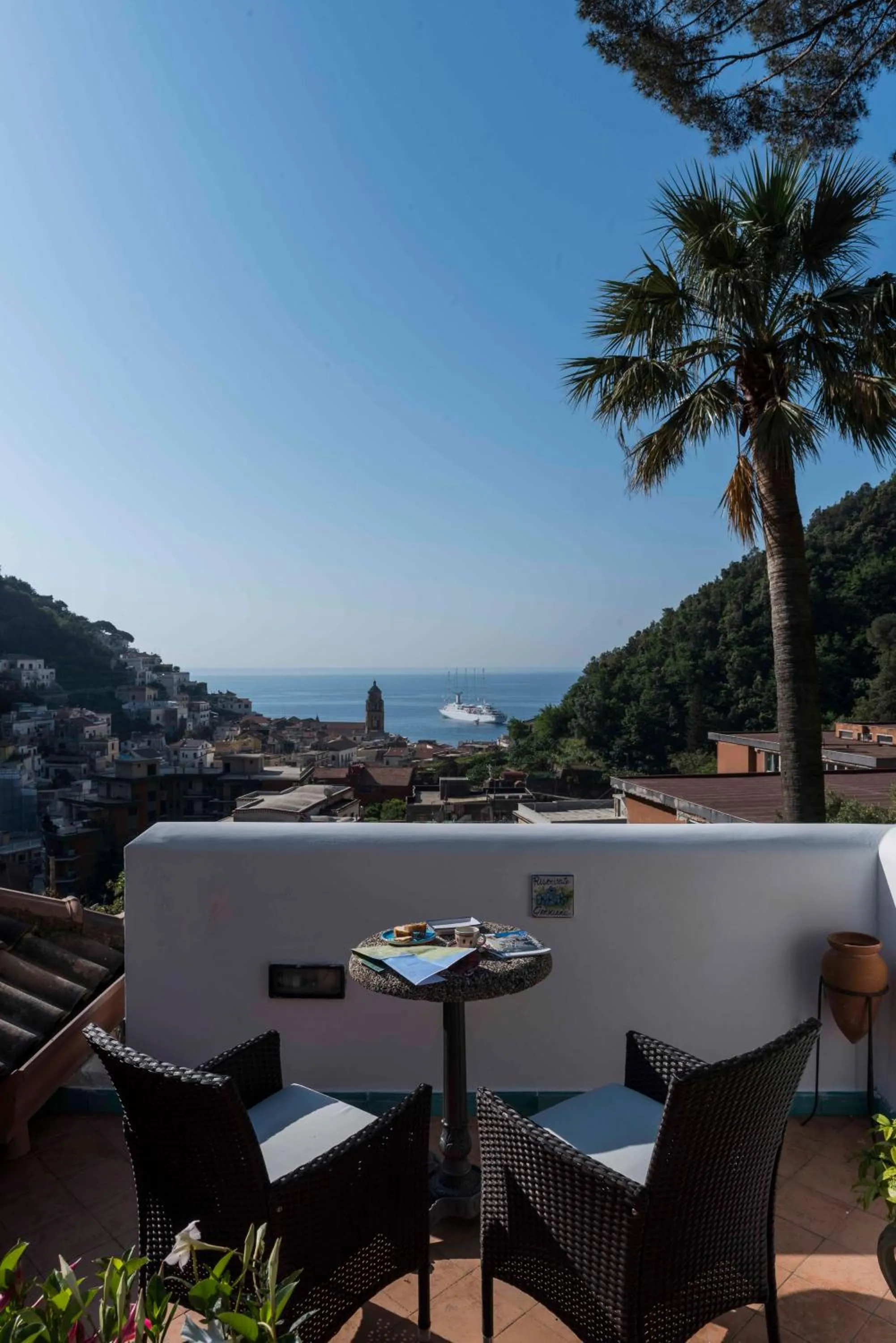 Patio in Hotel Relais Villa Annalara