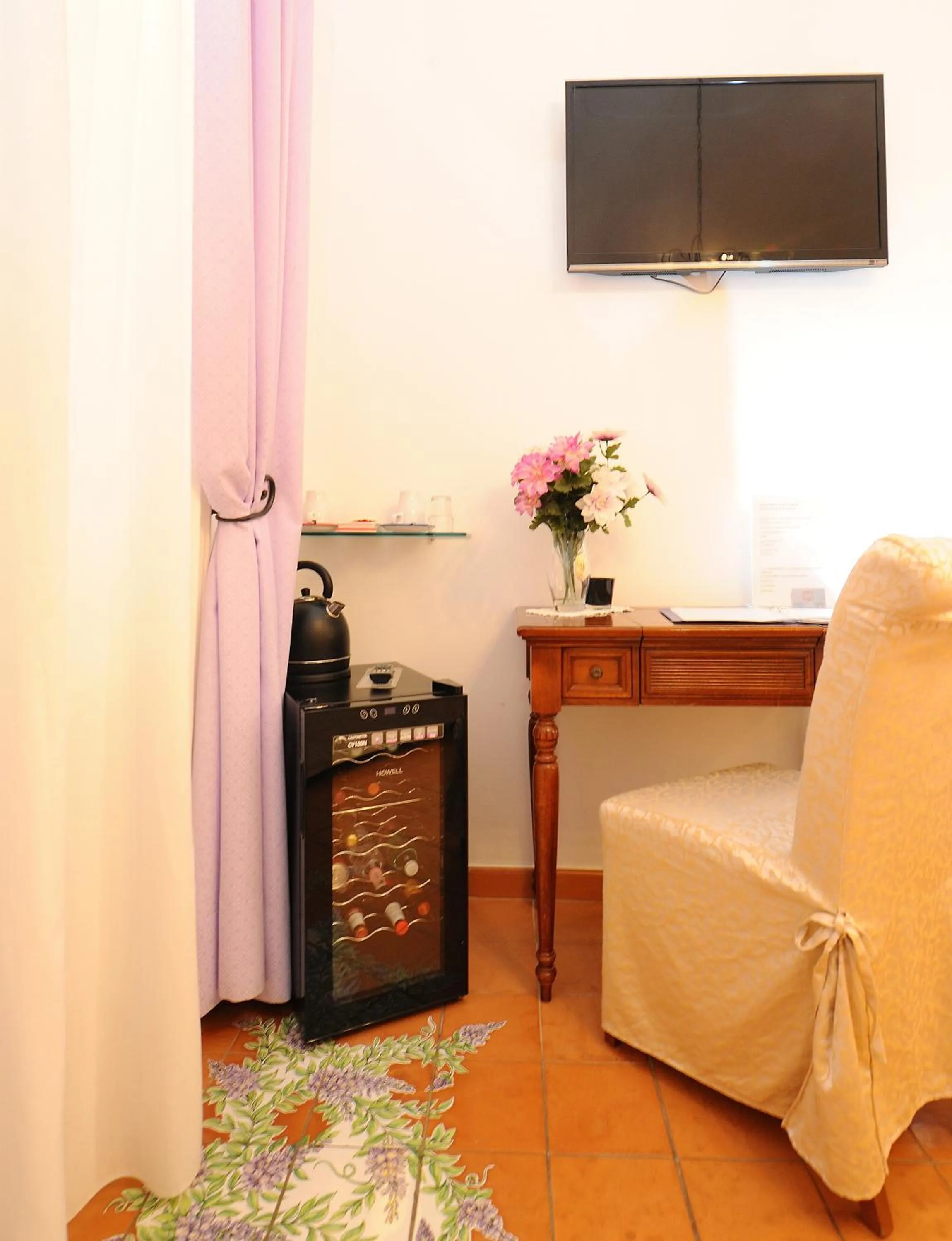 TV and multimedia in Hotel Relais Villa Annalara