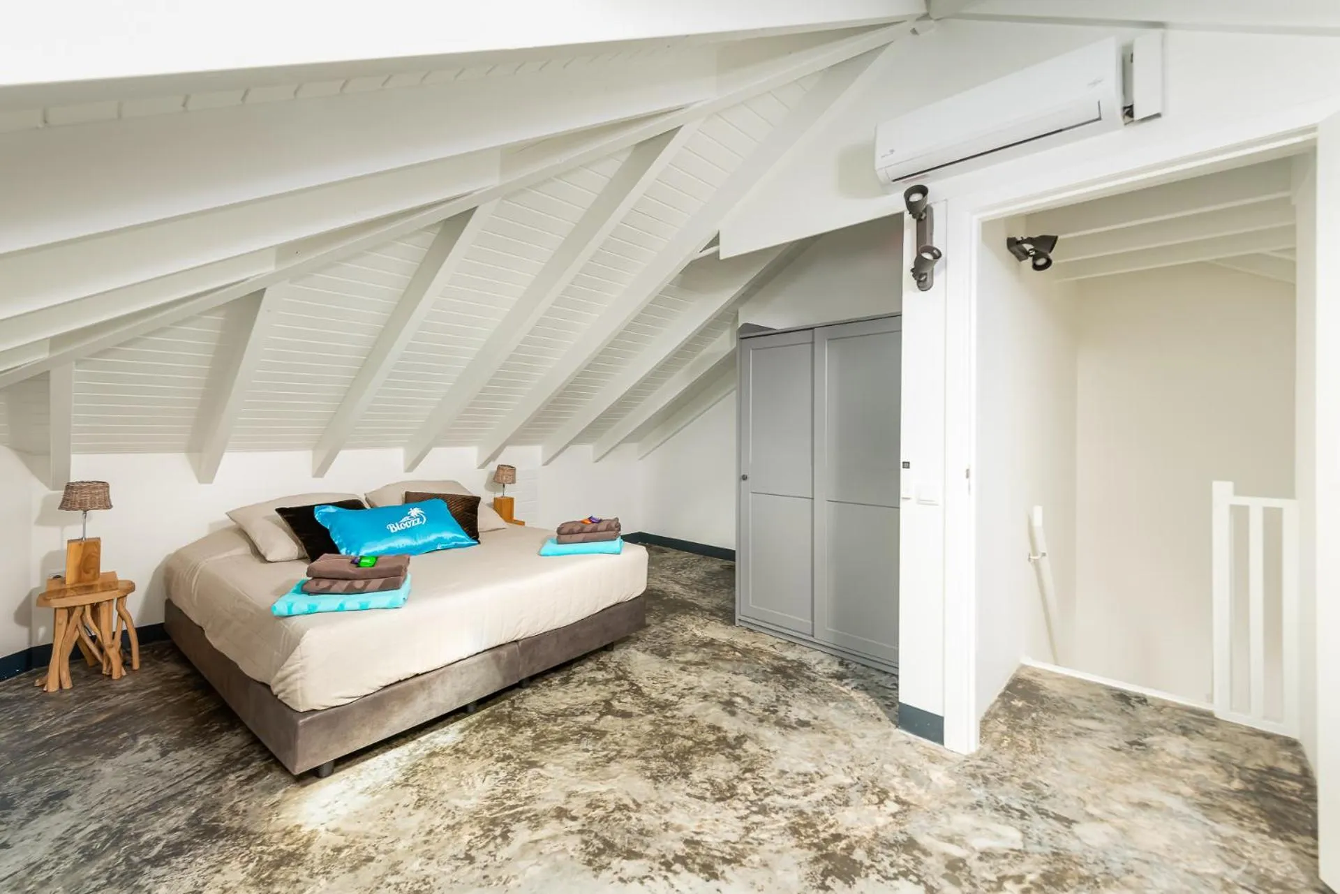 Bedroom, Bed in Bloozz resort Bonaire