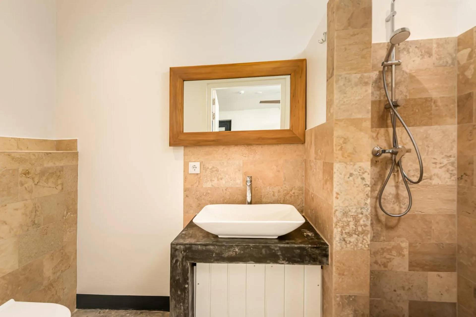 Bathroom in Bloozz resort Bonaire