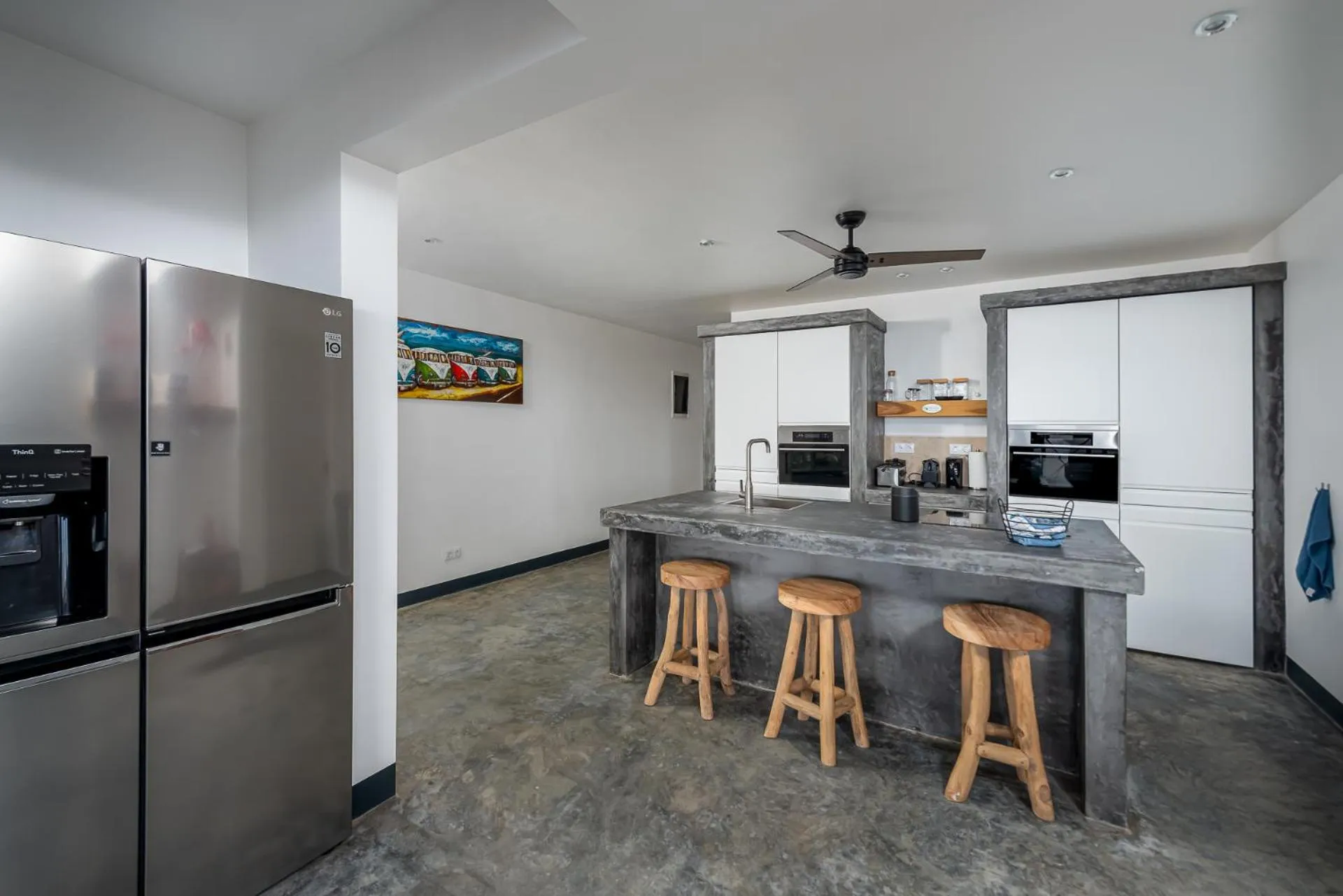 Kitchen or kitchenette in Bloozz resort Bonaire