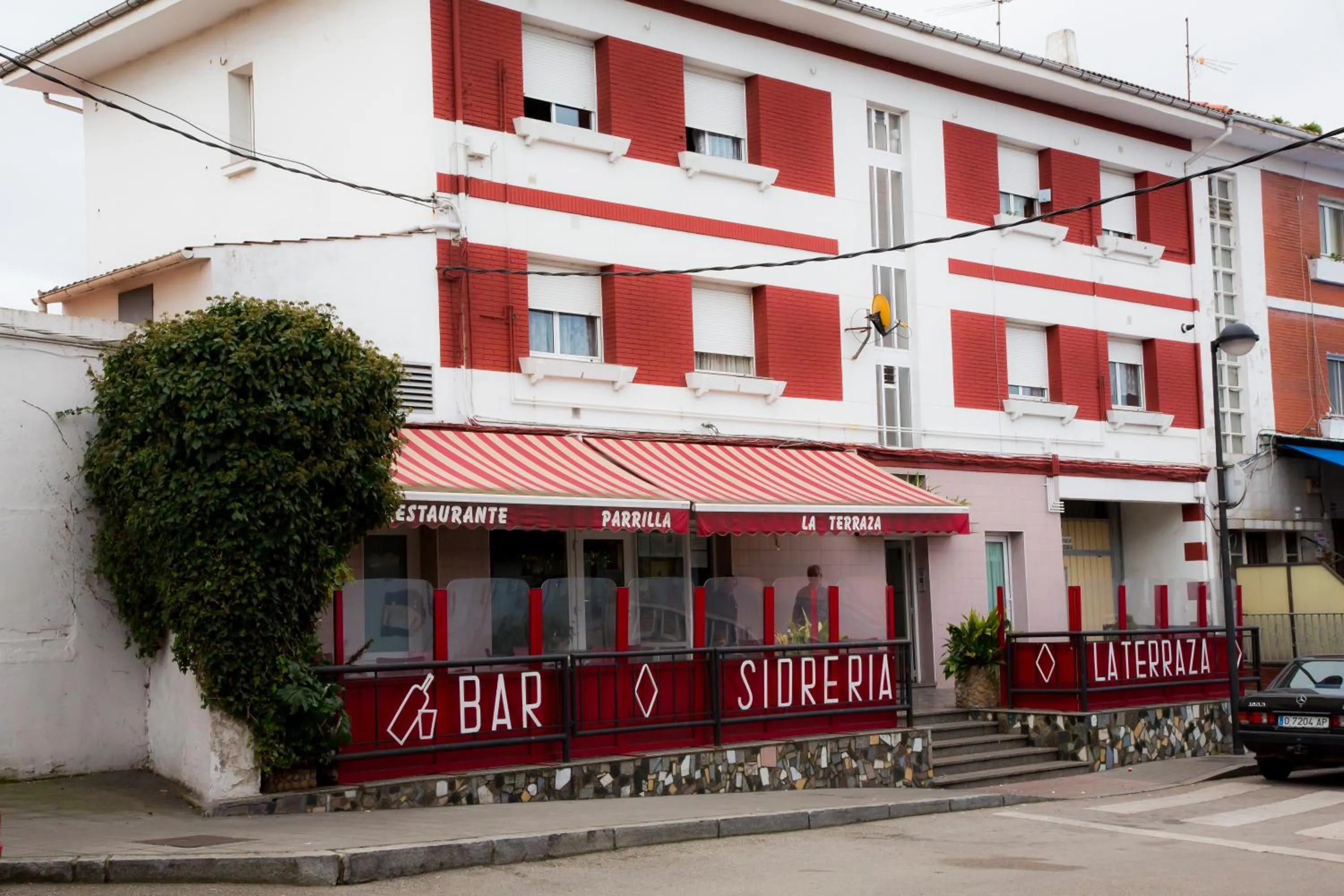 Restaurant/places to eat in Hotel el Horreo de Avilés