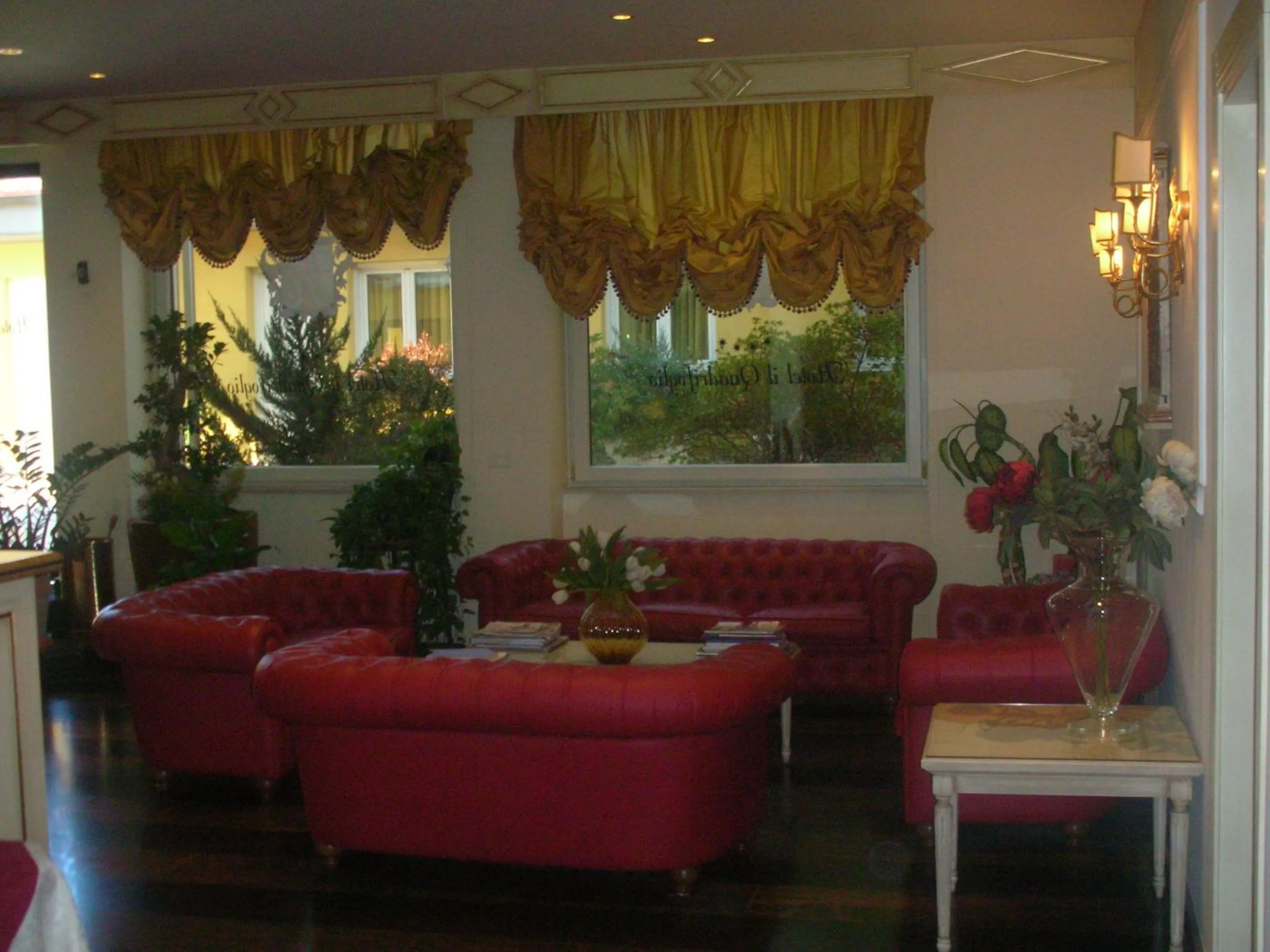 Lobby or reception in Hotel Quadrifoglio Roma Eur