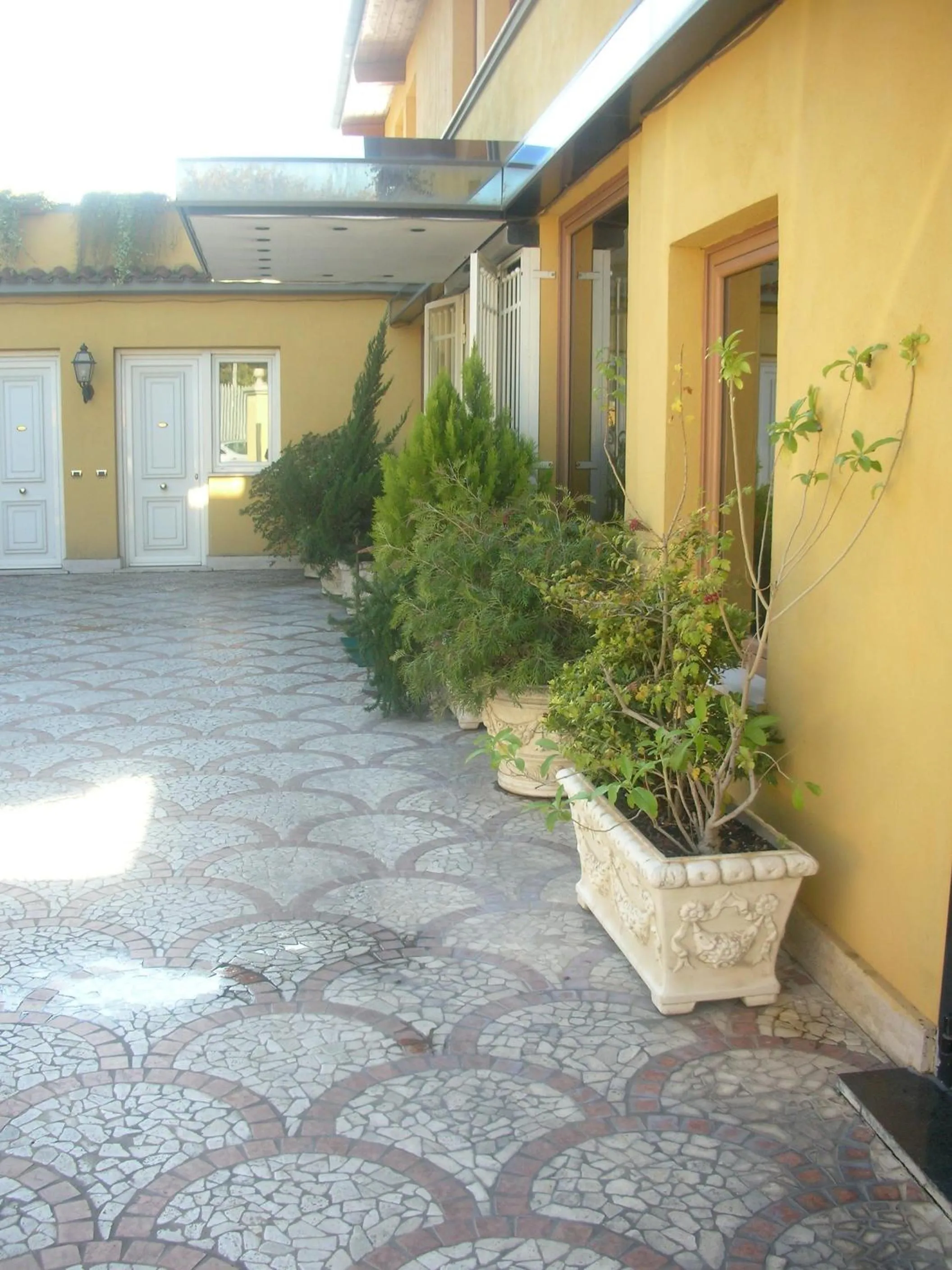 Garden in Hotel Quadrifoglio Roma Eur