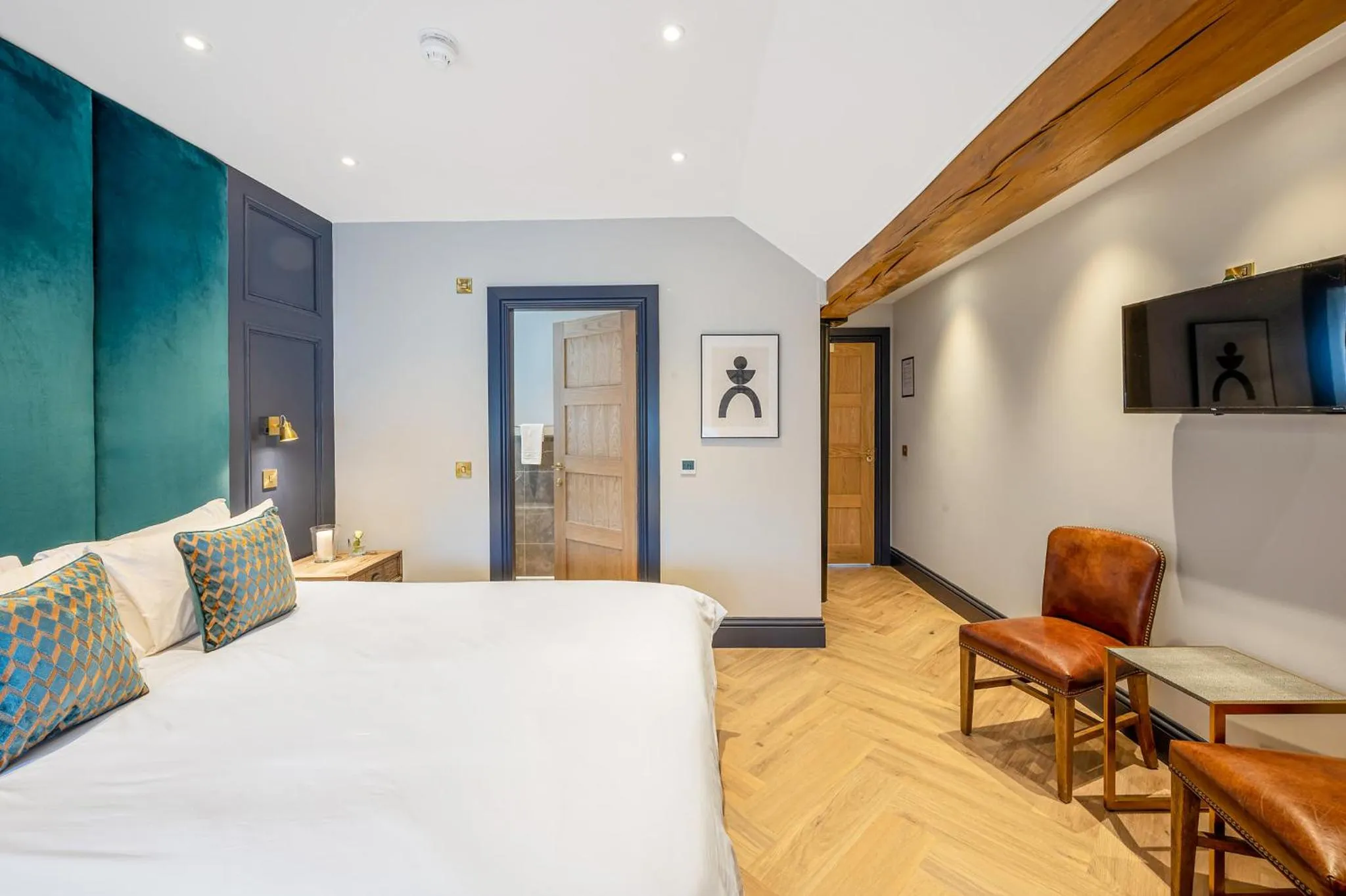 Bed in Enterkine Country House Resort