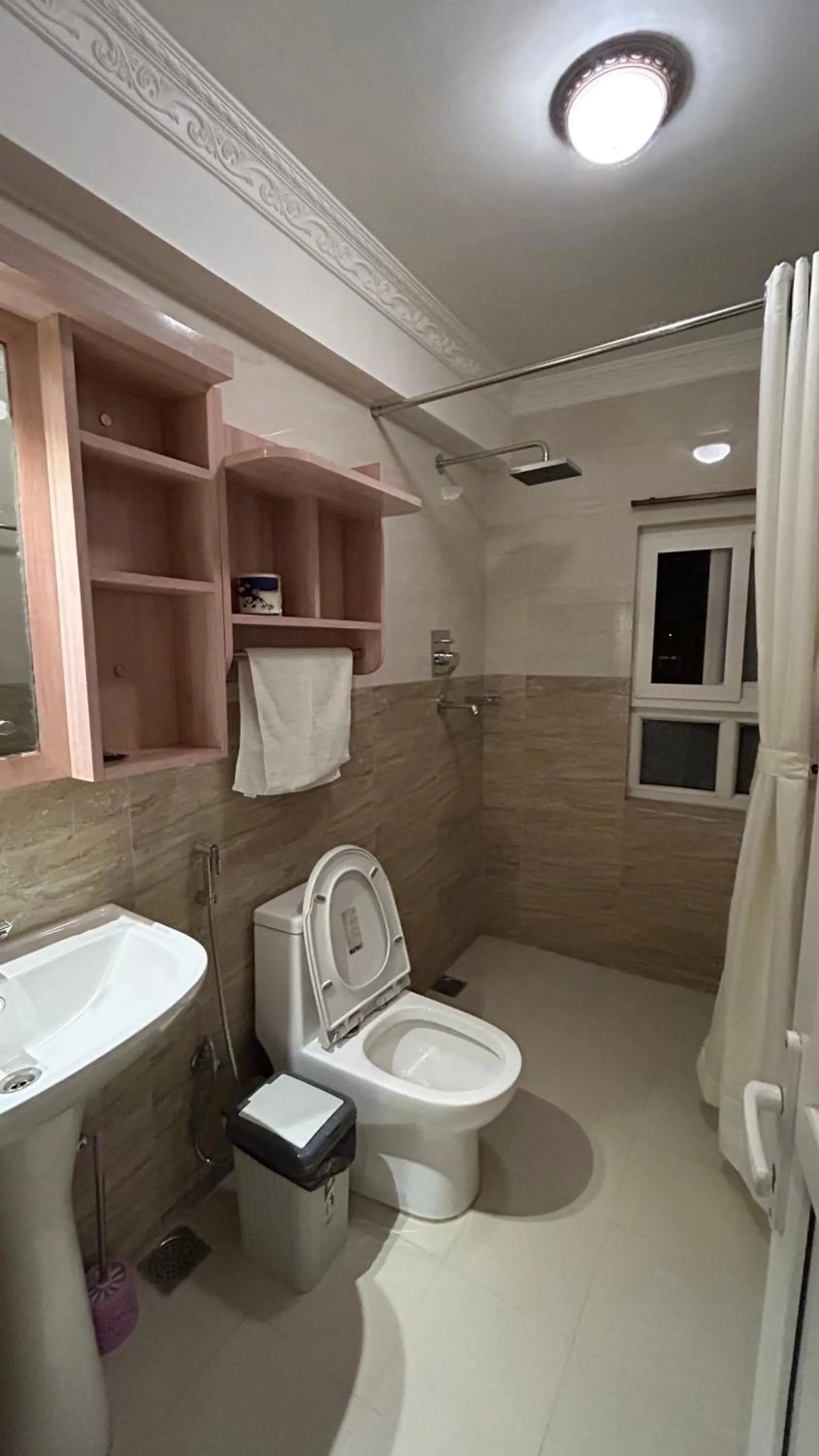 Bathroom in Raniban Suites - Apartment Home