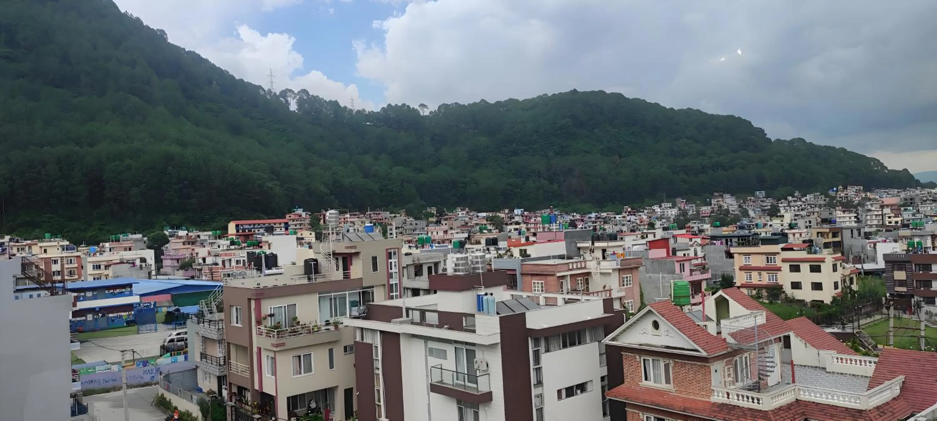 Neighbourhood in Raniban Suites - Apartment Home