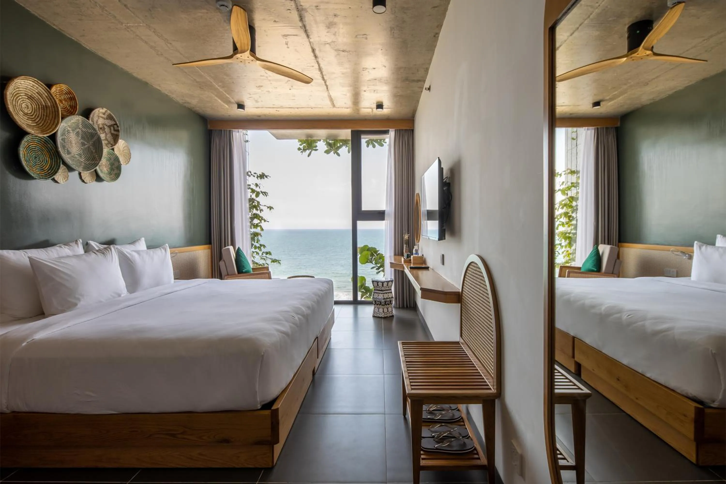 Bed in Leaf Beachfront Hotel Da Nang