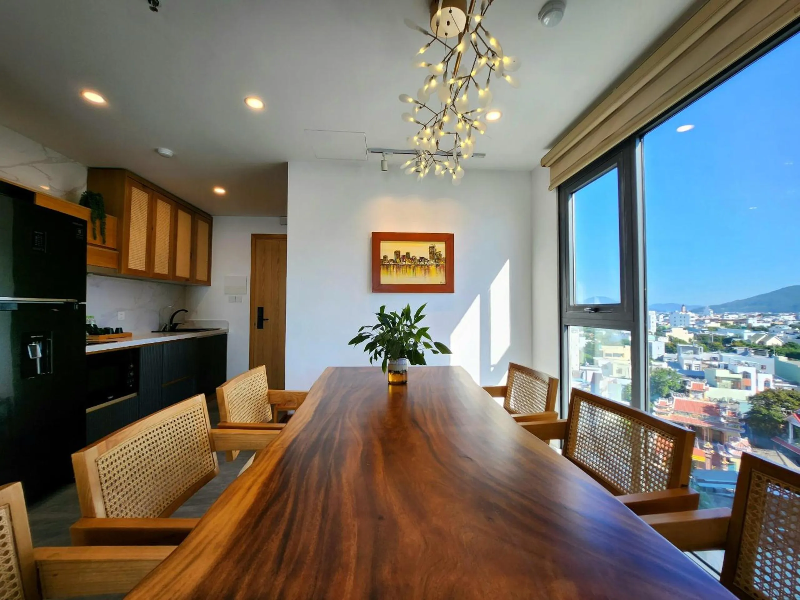 Leaf Beachfront Hotel Da Nang