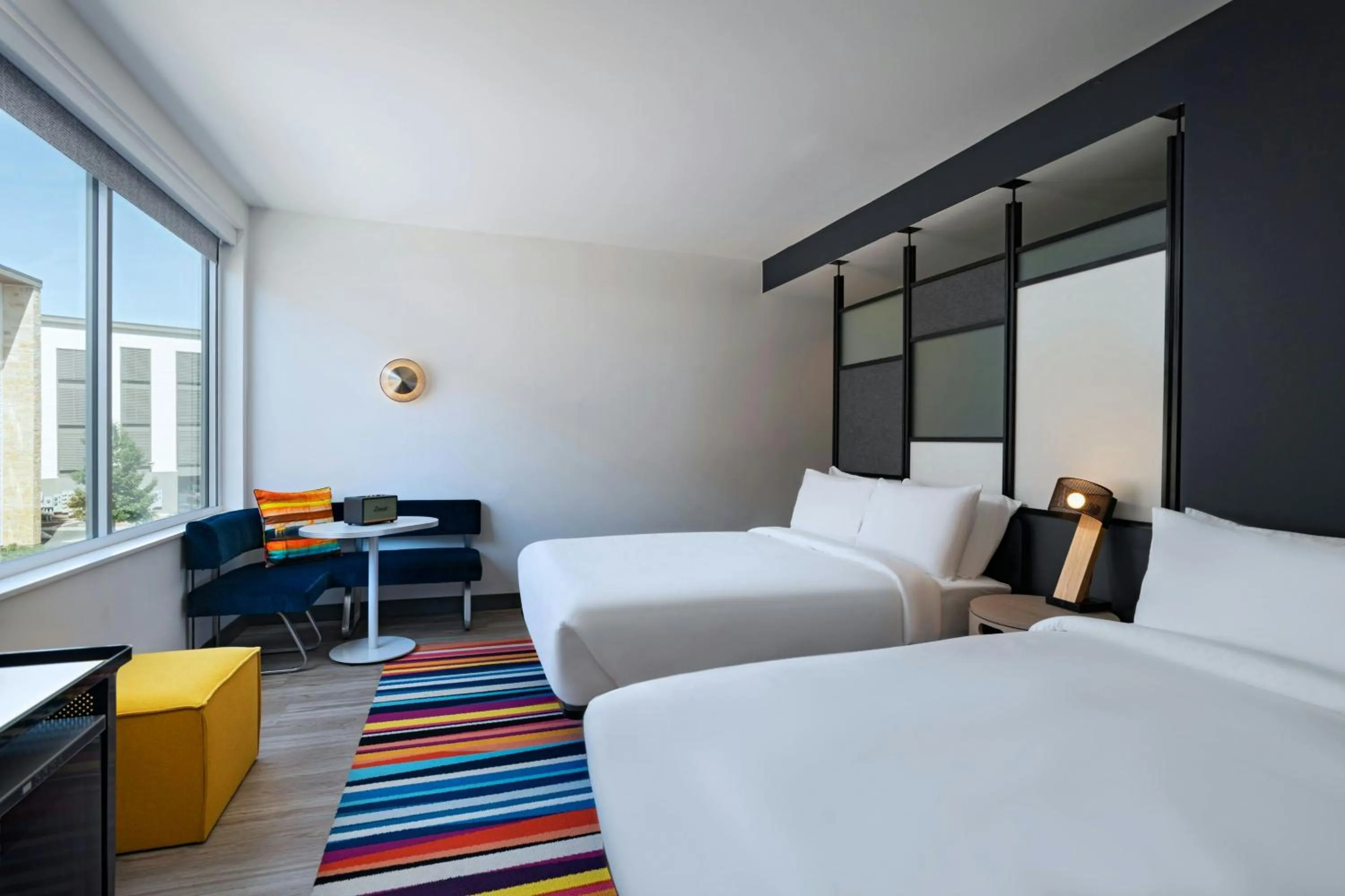 Photo of the whole room, Bed in Aloft Austin Southwest